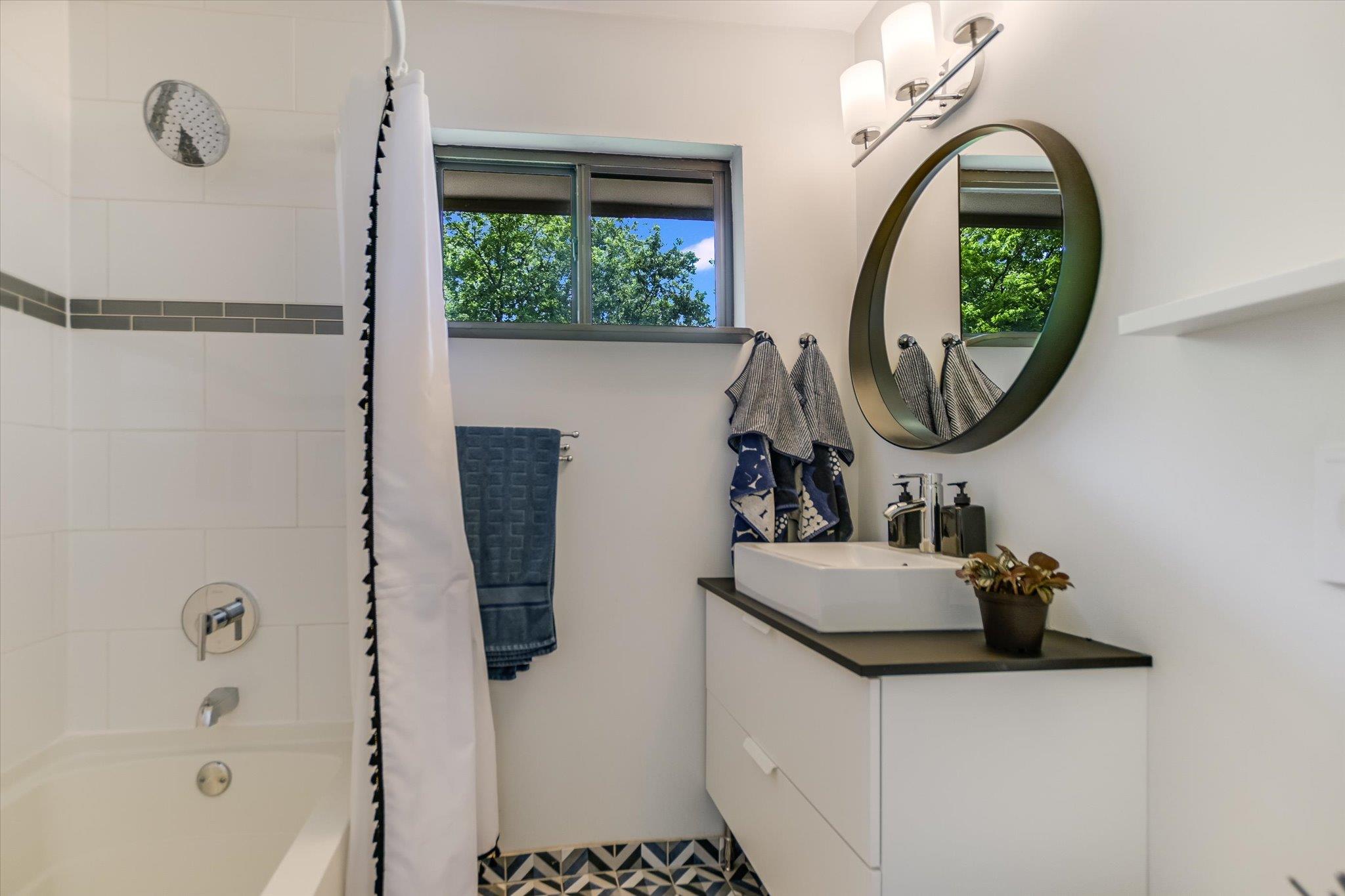 6003 Merriwood Dr, Austin, TX 78745