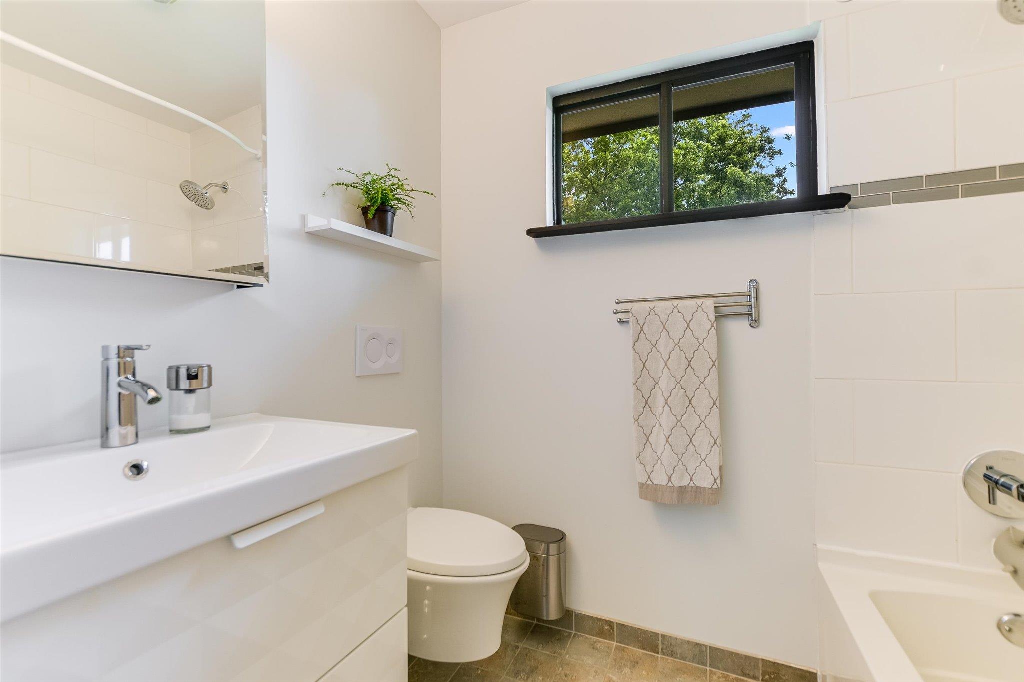 6003 Merriwood Dr, Austin, TX 78745