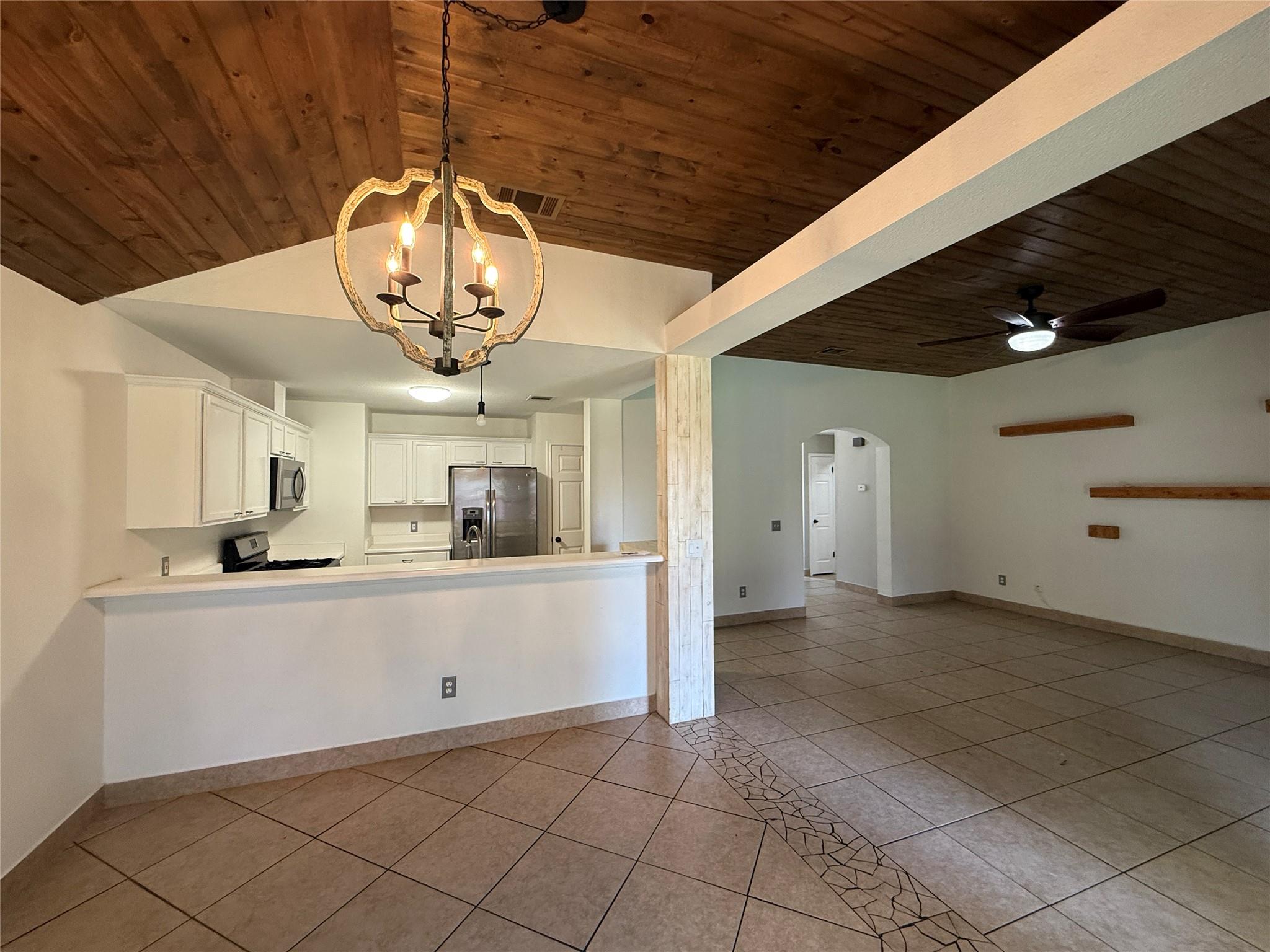 501 Morning Dove Dr, Hutto, TX 78634