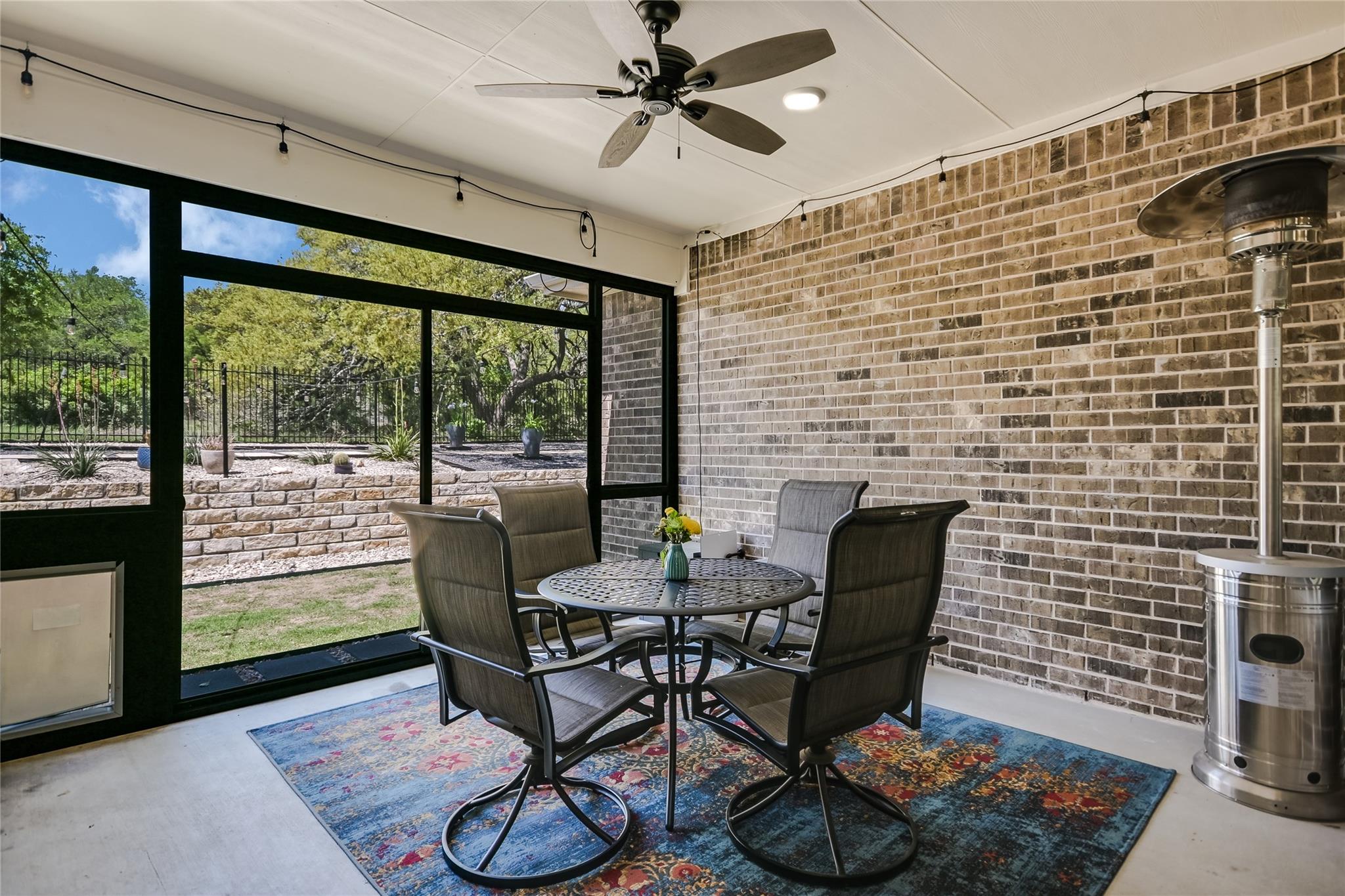 389 Running Bird Rd, Austin, TX 78737