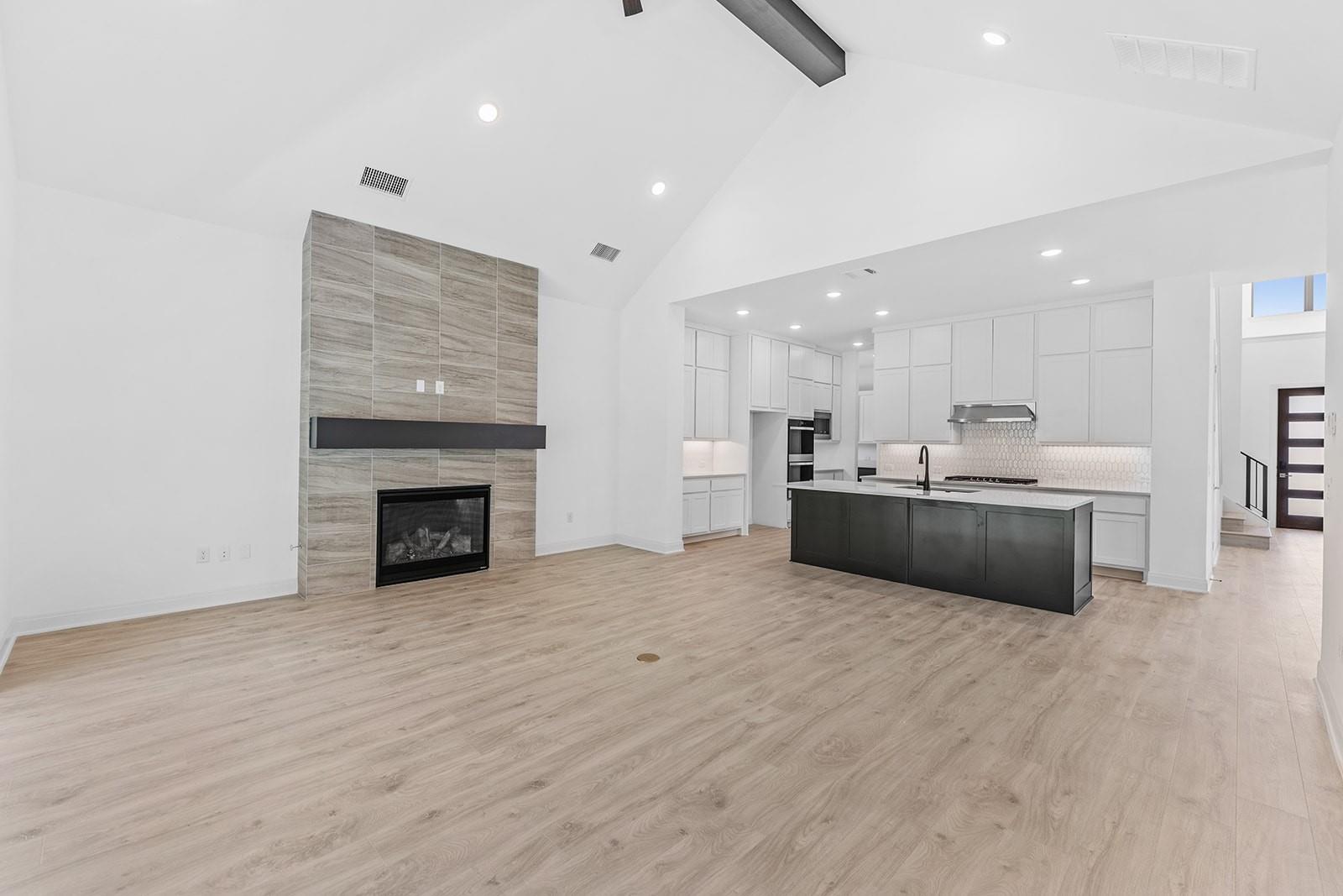 17609 Chamoix Dr, Austin, TX 78738