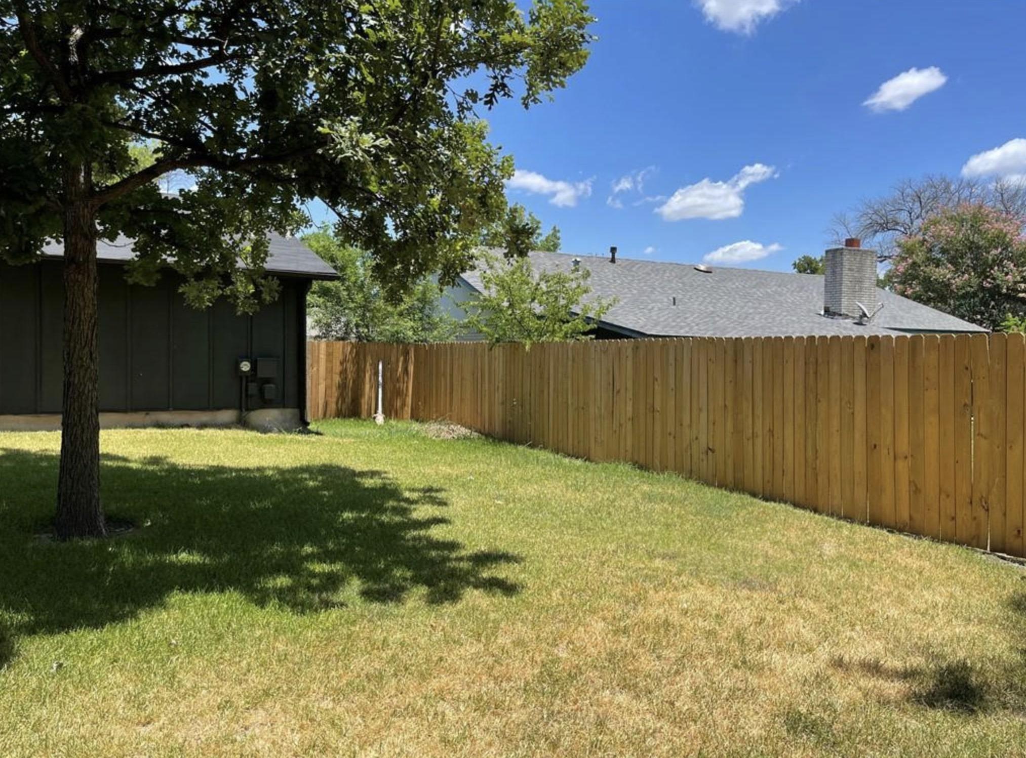 909 Cripple Creek Dr, Austin, TX 78758