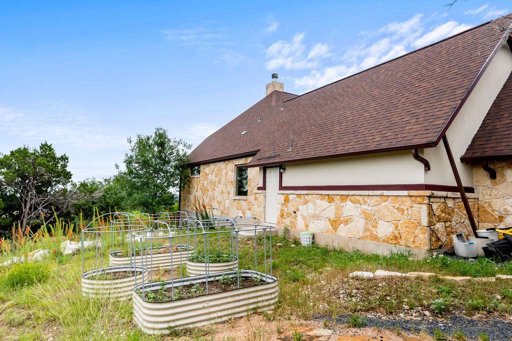 213 Lets Roll Dr, Fischer, TX 78623