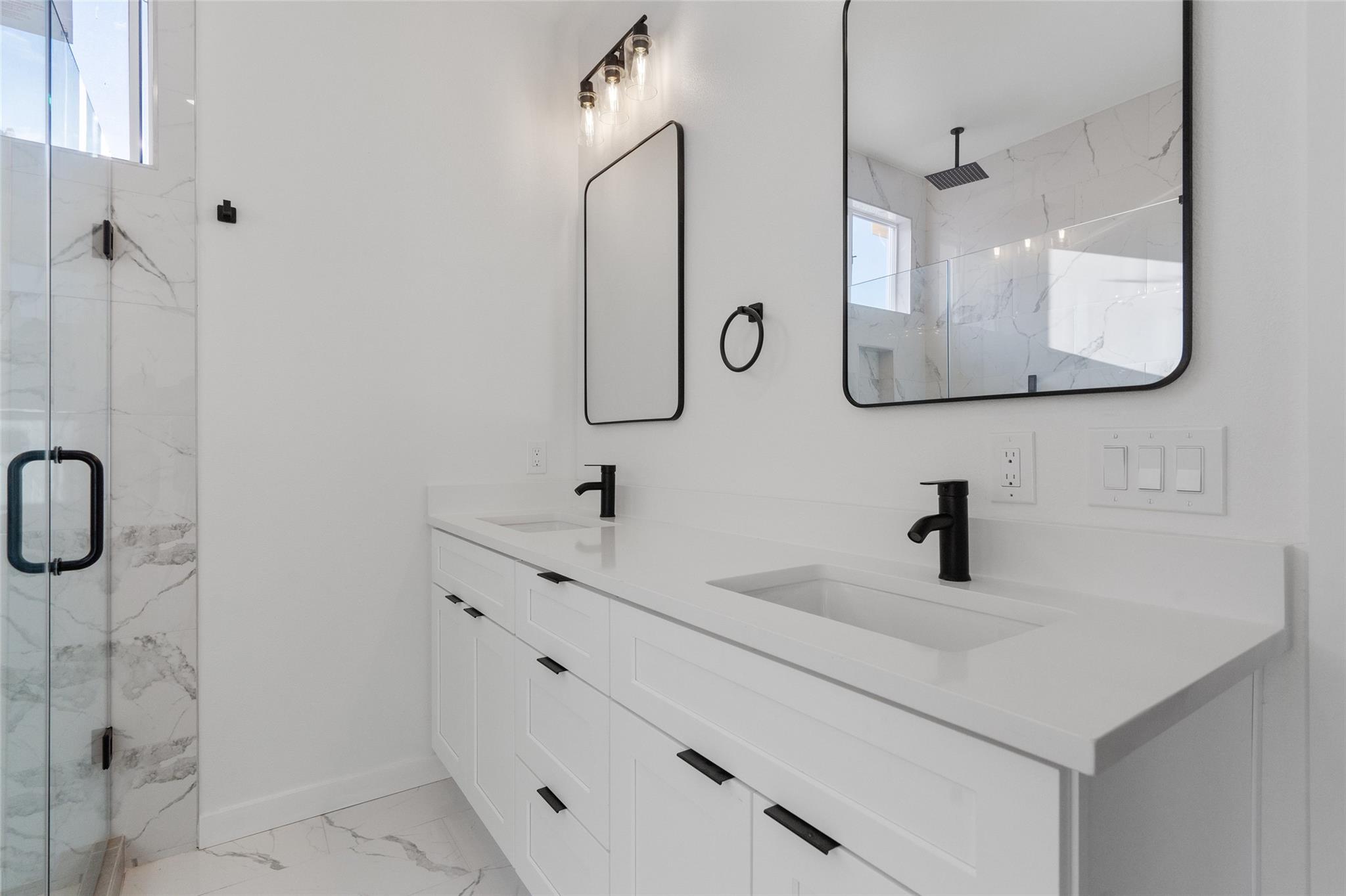 533 Hackberry Rd # A & B, Salado, TX 76571