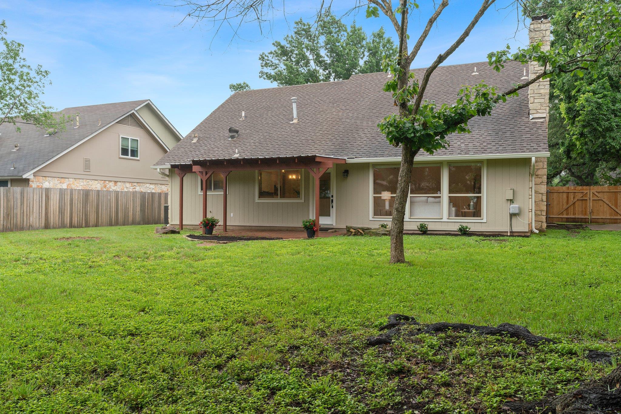 10416 Doering Ln, Austin, TX 78750