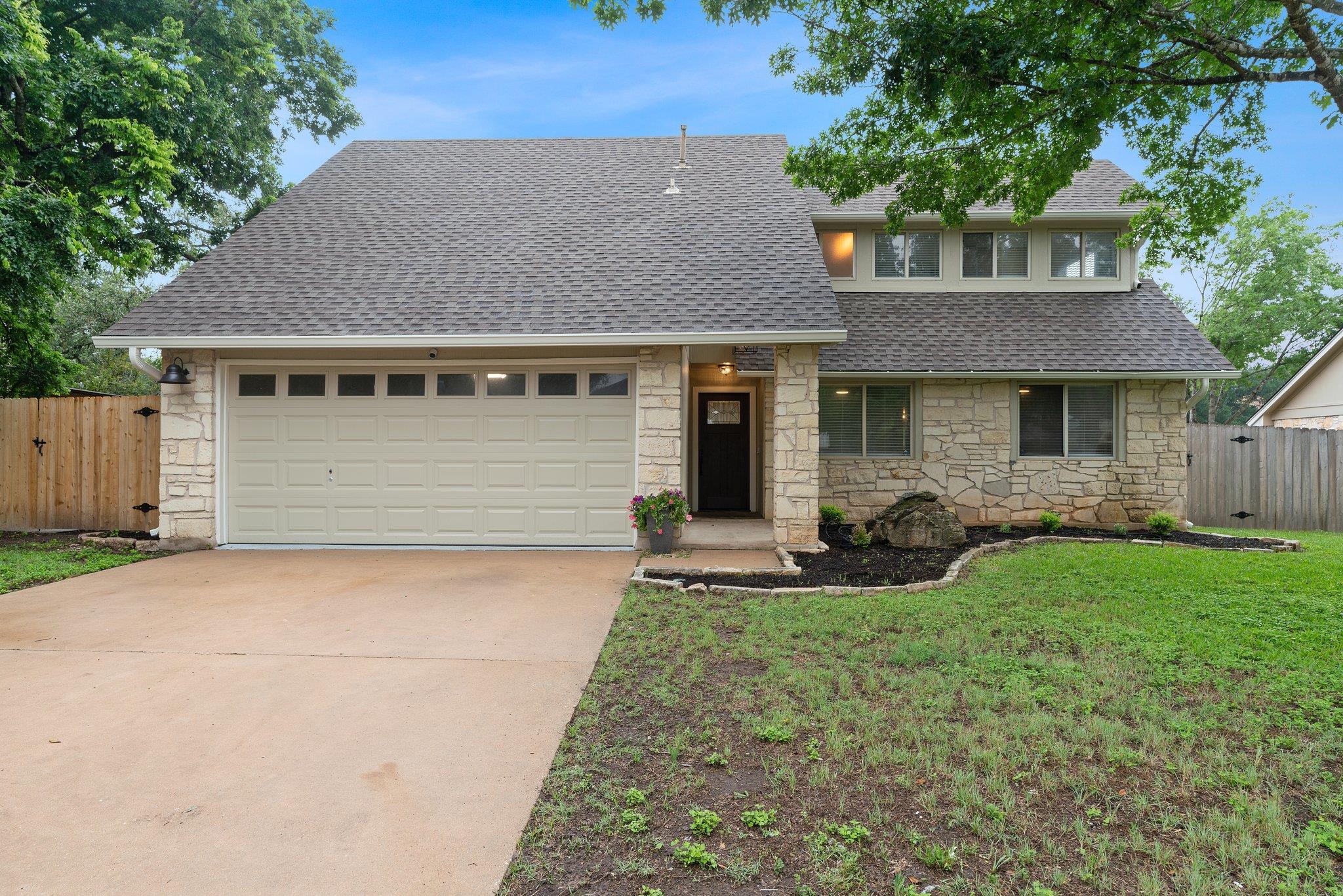 10416 Doering Ln, Austin, TX 78750