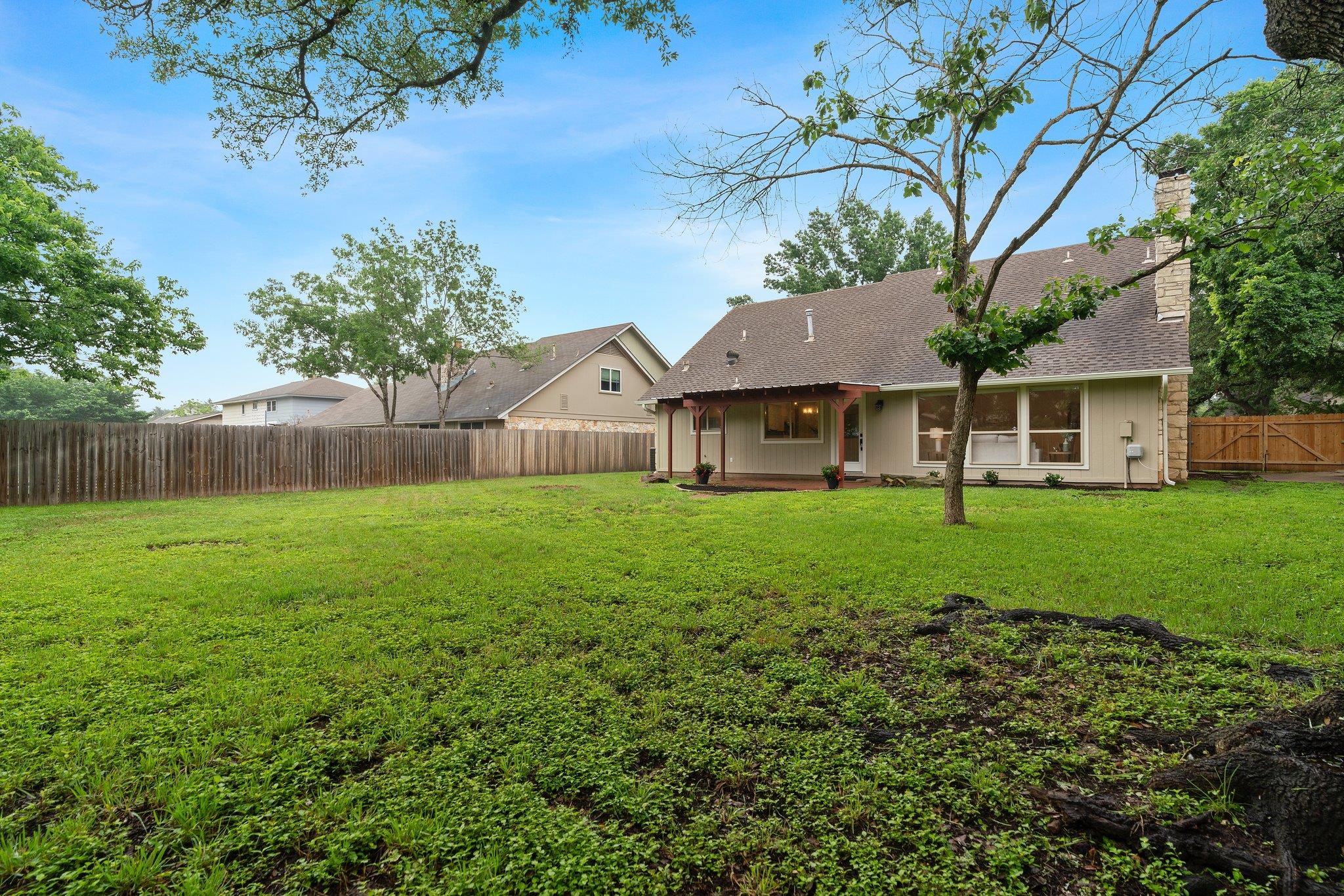 10416 Doering Ln, Austin, TX 78750