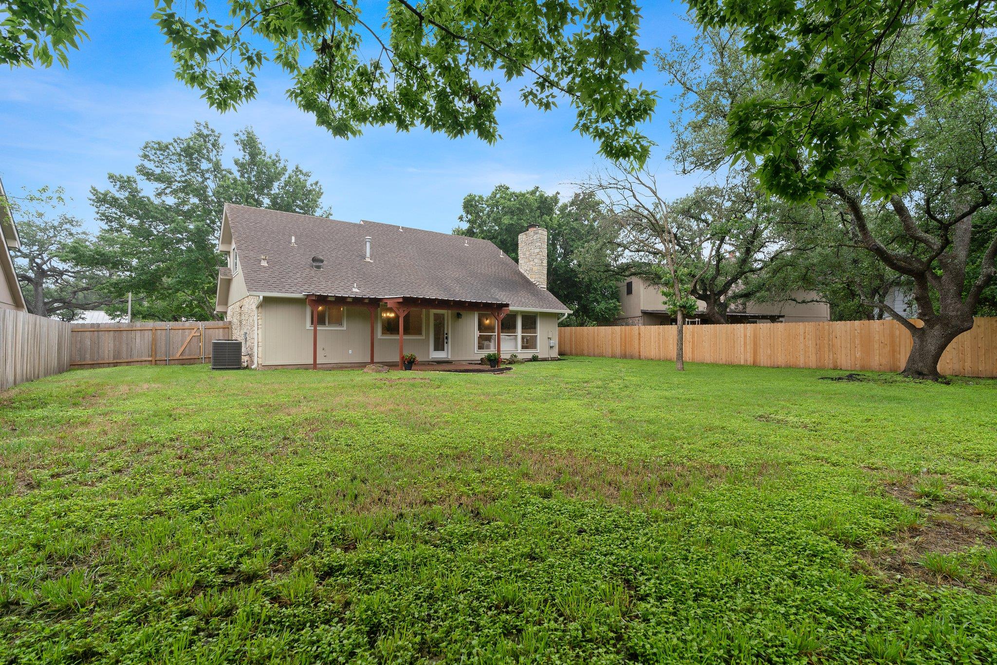 10416 Doering Ln, Austin, TX 78750