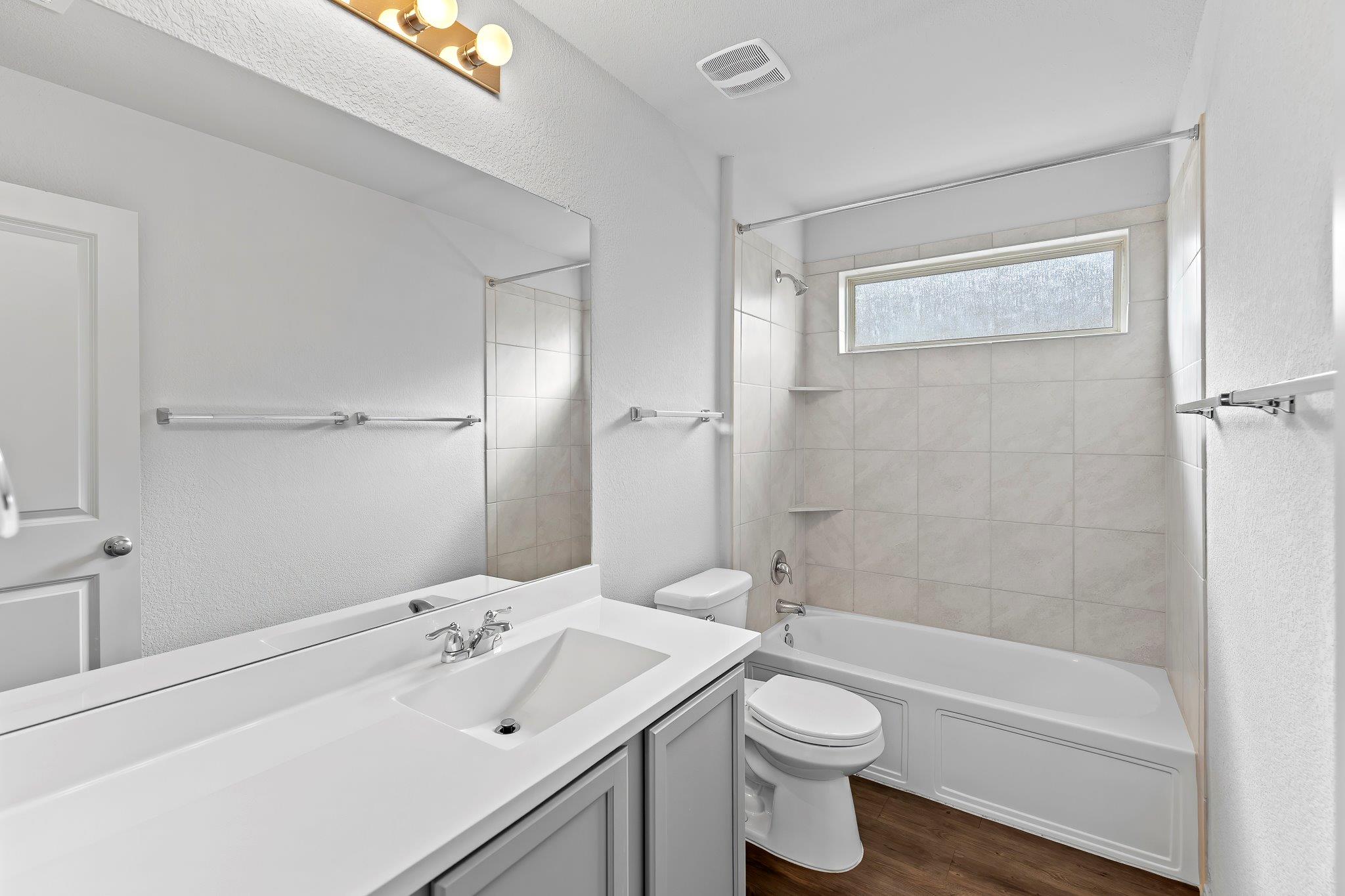 203 Helen Rd, Hutto, TX 78634