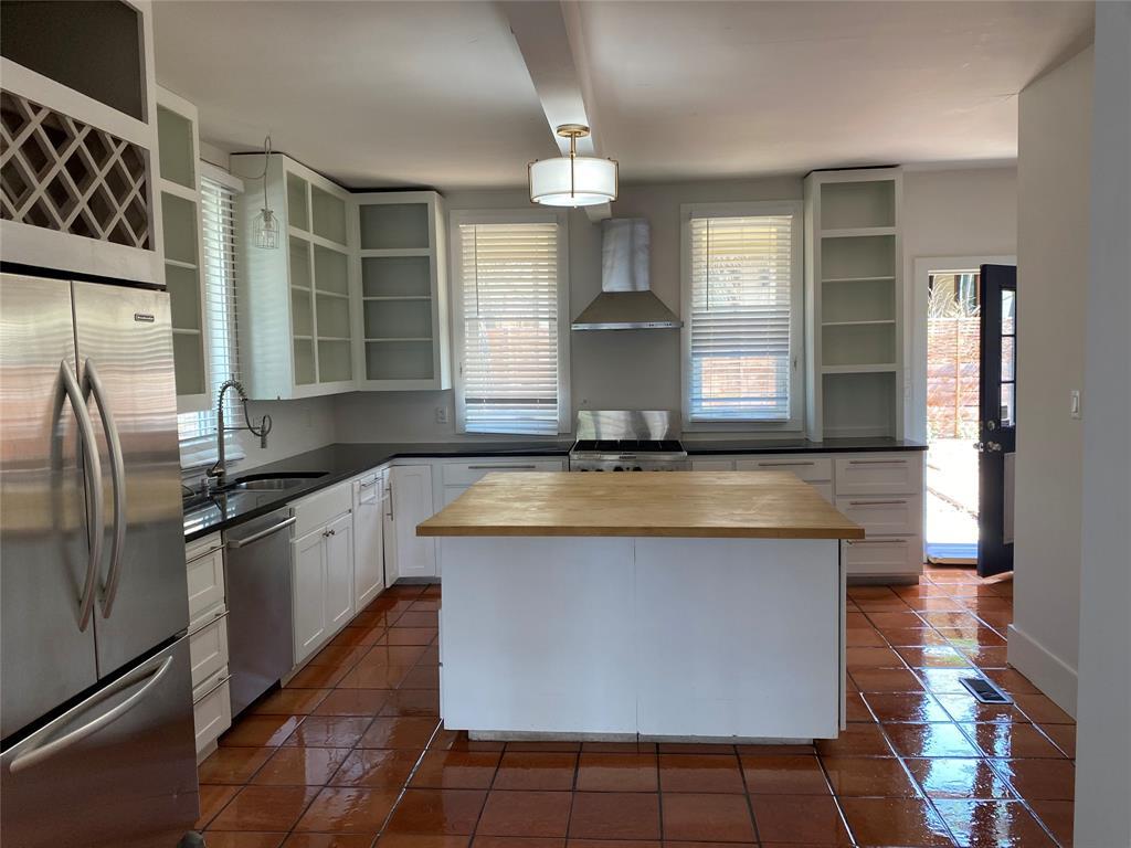 1105 Angelina St, Austin, TX 78702