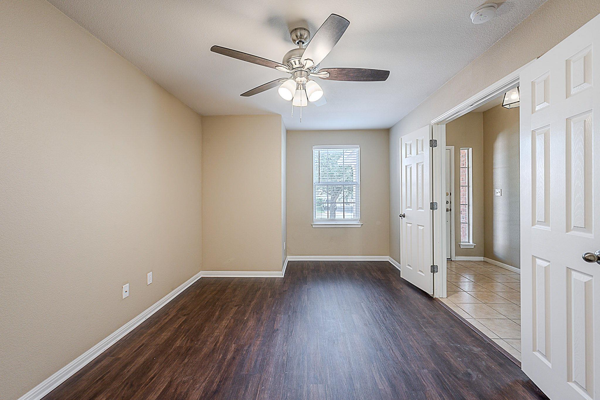 7725 Buckmeadow Dr, Georgetown, TX 78628