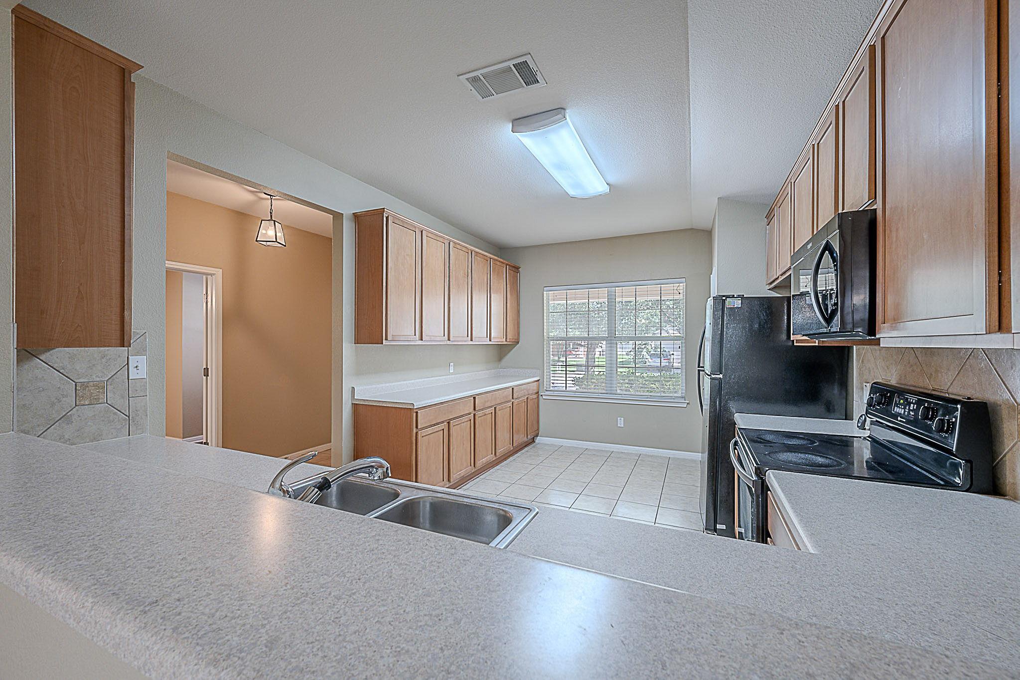 7725 Buckmeadow Dr, Georgetown, TX 78628