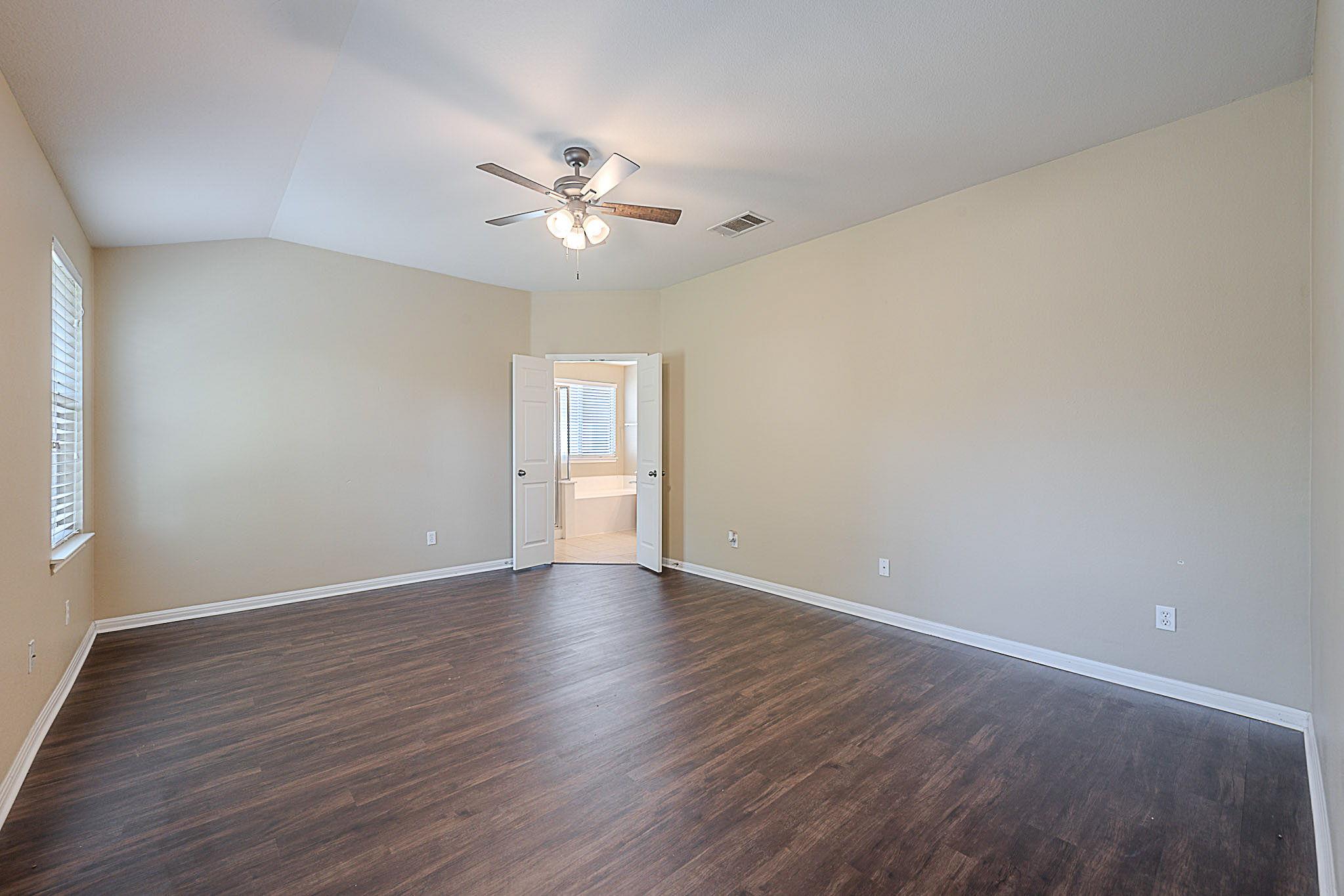 7725 Buckmeadow Dr, Georgetown, TX 78628
