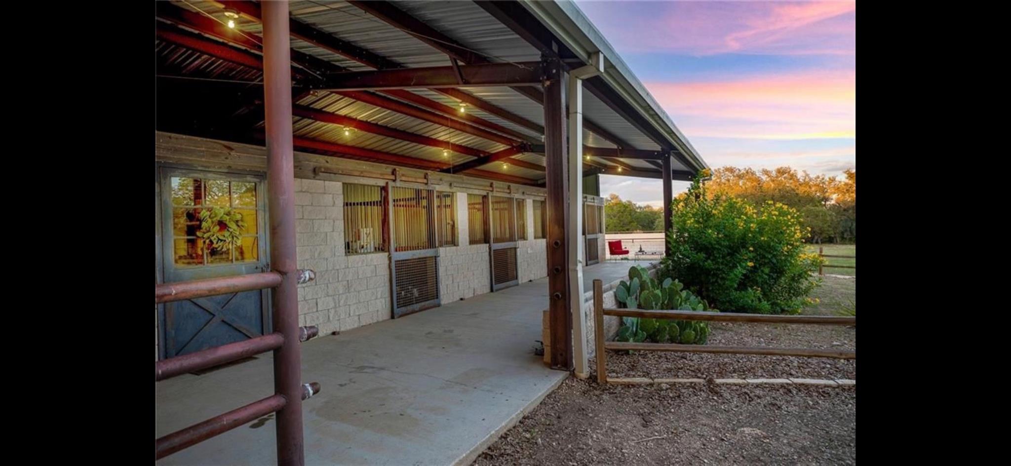 2161 Lone Man Mountain Rd, Wimberley, TX 78676