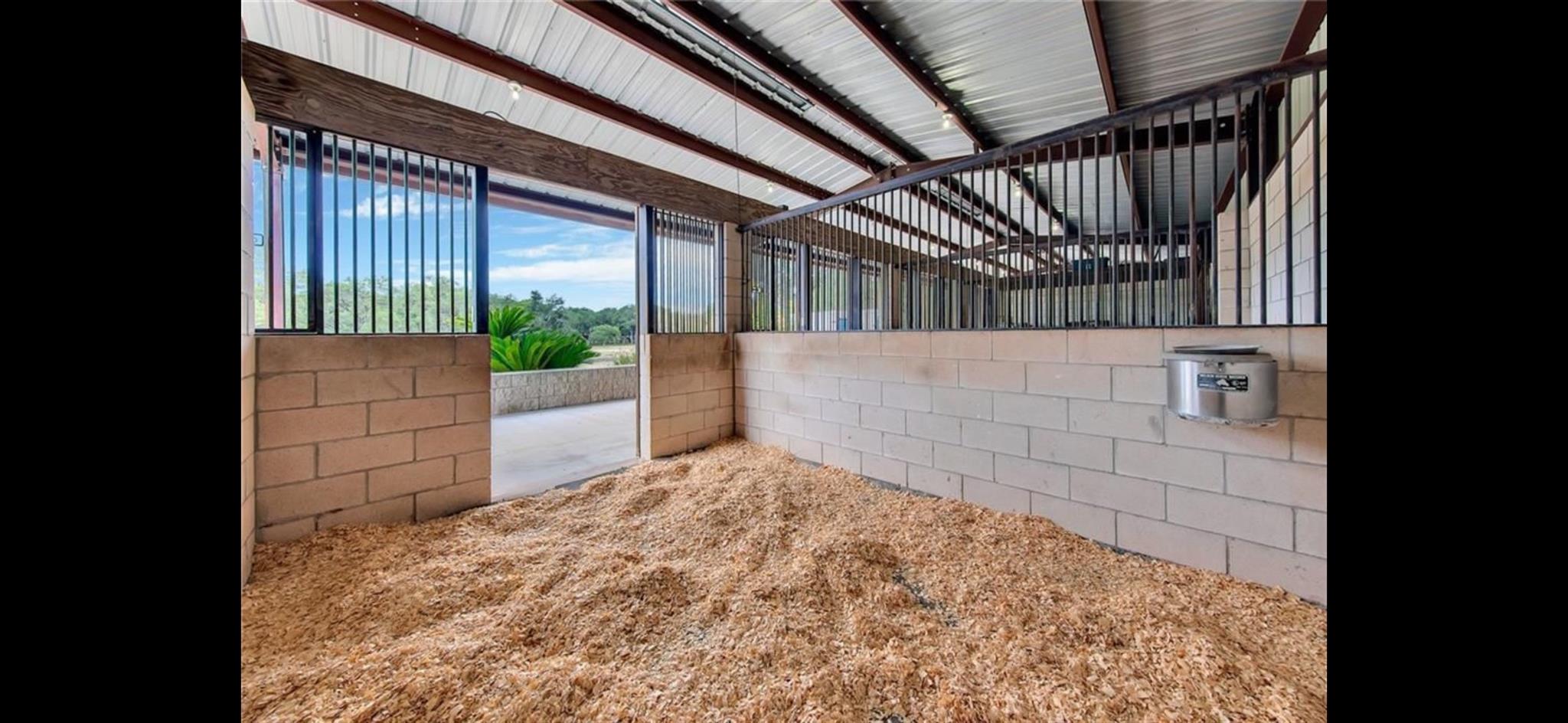 2161 Lone Man Mountain Rd, Wimberley, TX 78676