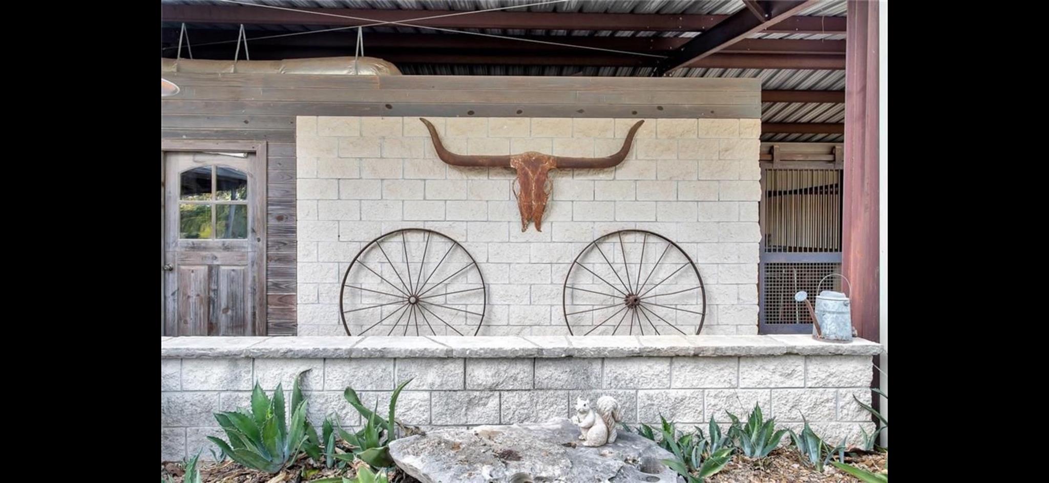 2161 Lone Man Mountain Rd, Wimberley, TX 78676
