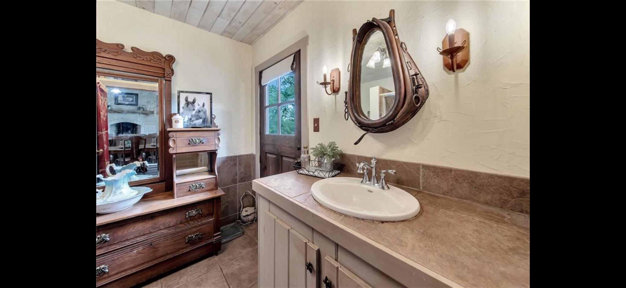 2161 Lone Man Mountain Rd, Wimberley, TX 78676