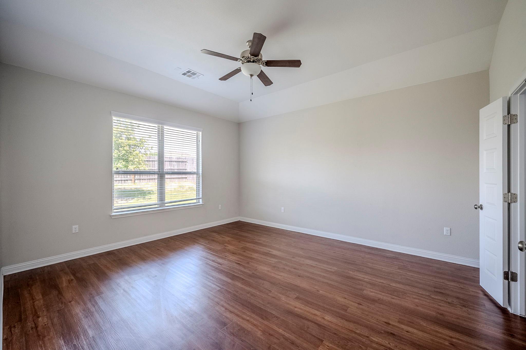 8008 Cottage Rose Dr, Austin, TX 78744