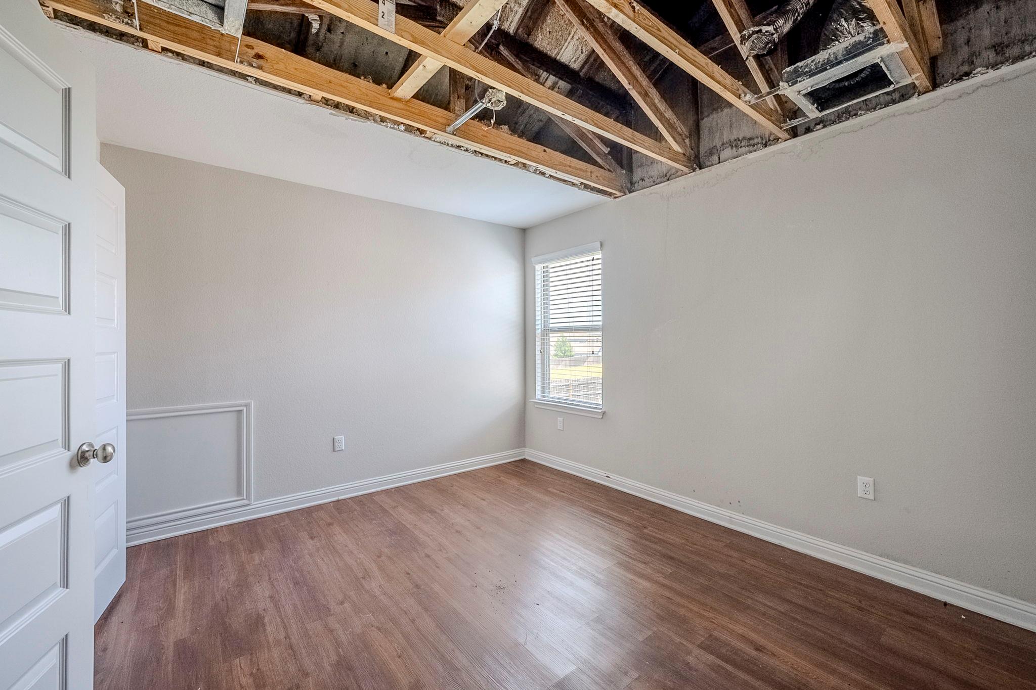 8008 Cottage Rose Dr, Austin, TX 78744