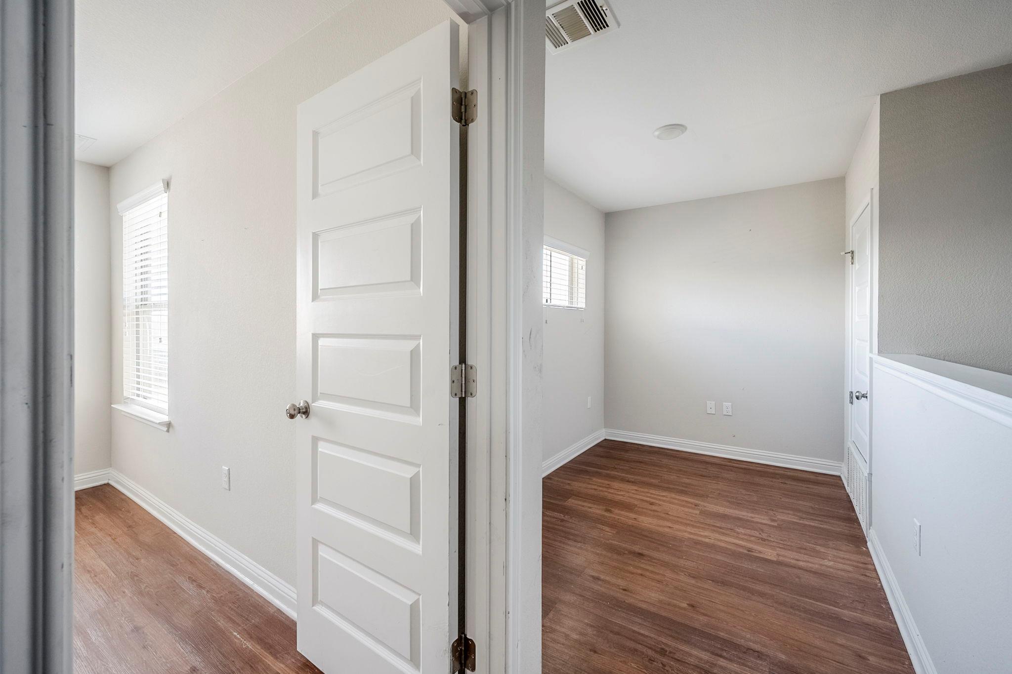 8008 Cottage Rose Dr, Austin, TX 78744