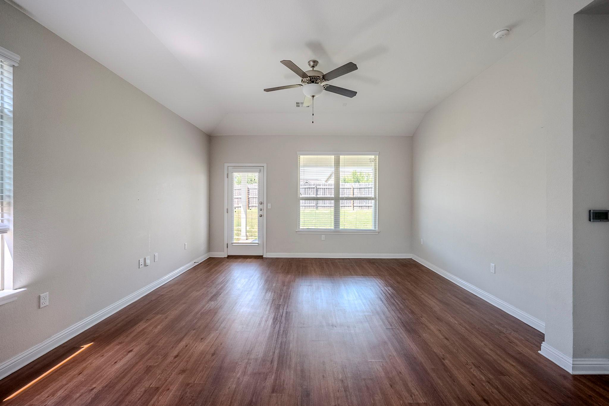 8008 Cottage Rose Dr, Austin, TX 78744