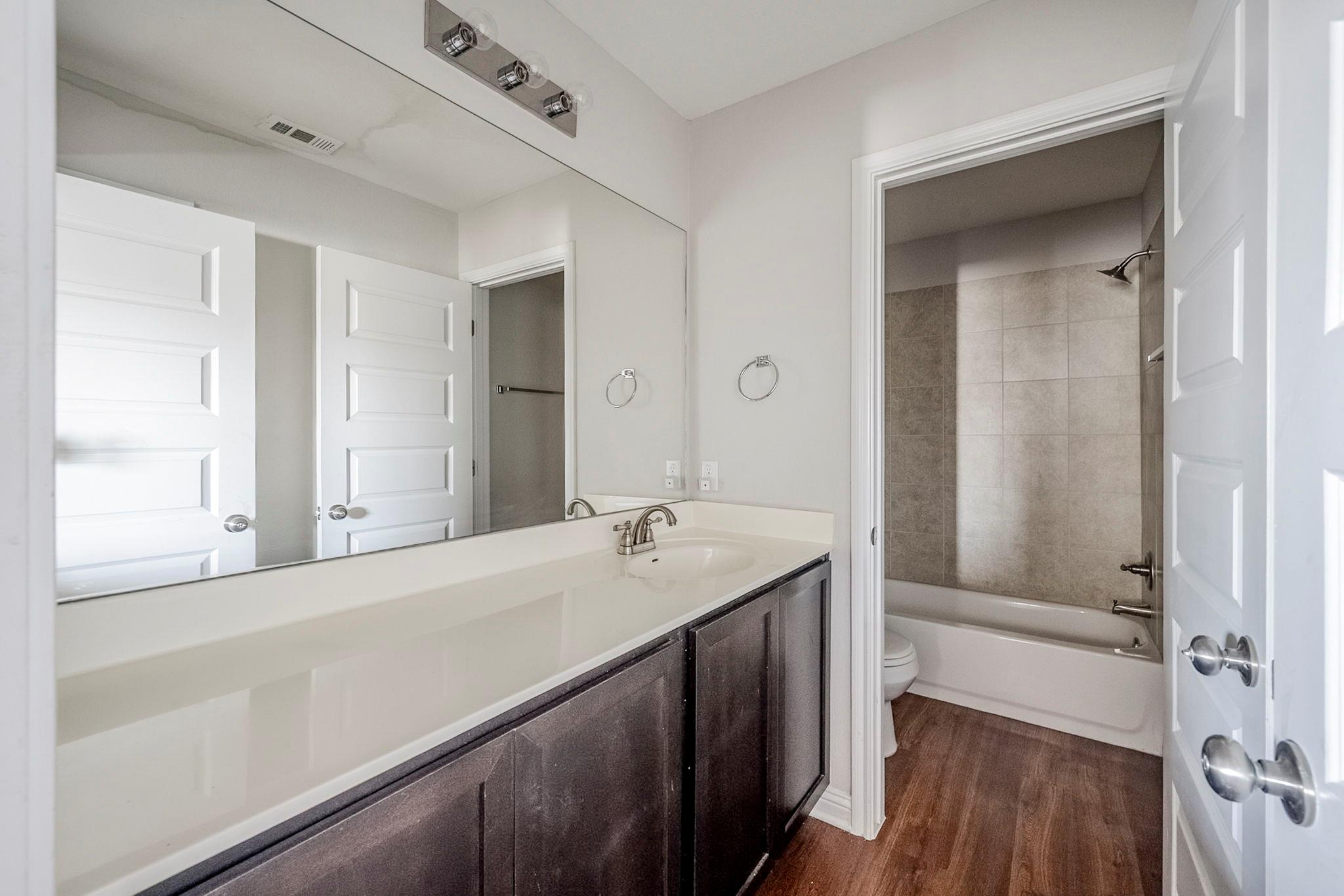 8008 Cottage Rose Dr, Austin, TX 78744