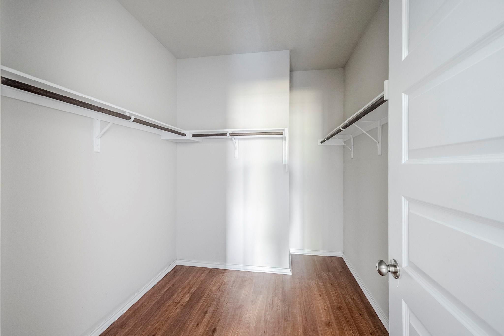 8008 Cottage Rose Dr, Austin, TX 78744