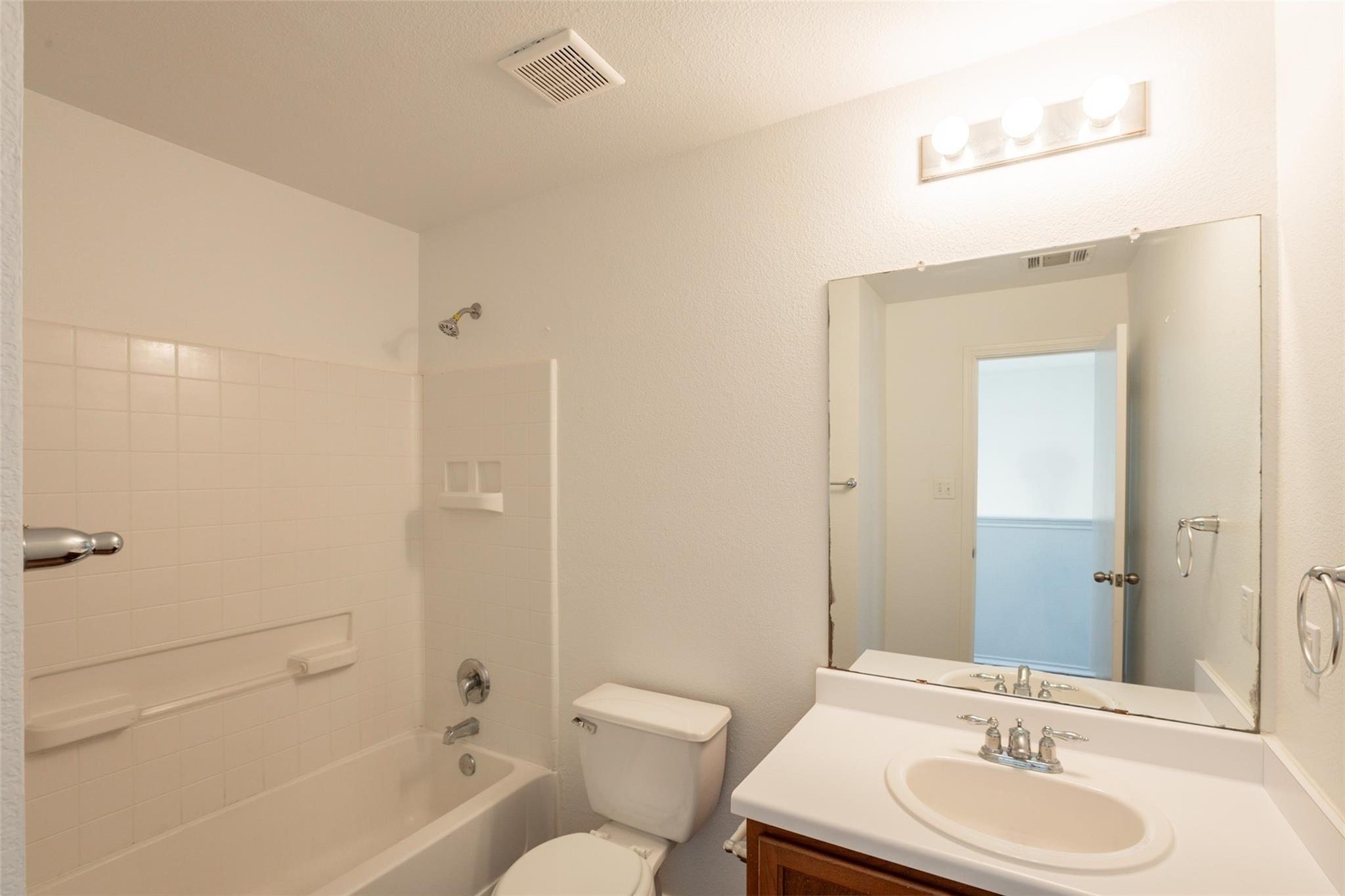 287 Quarter Ave, Buda, TX 78610