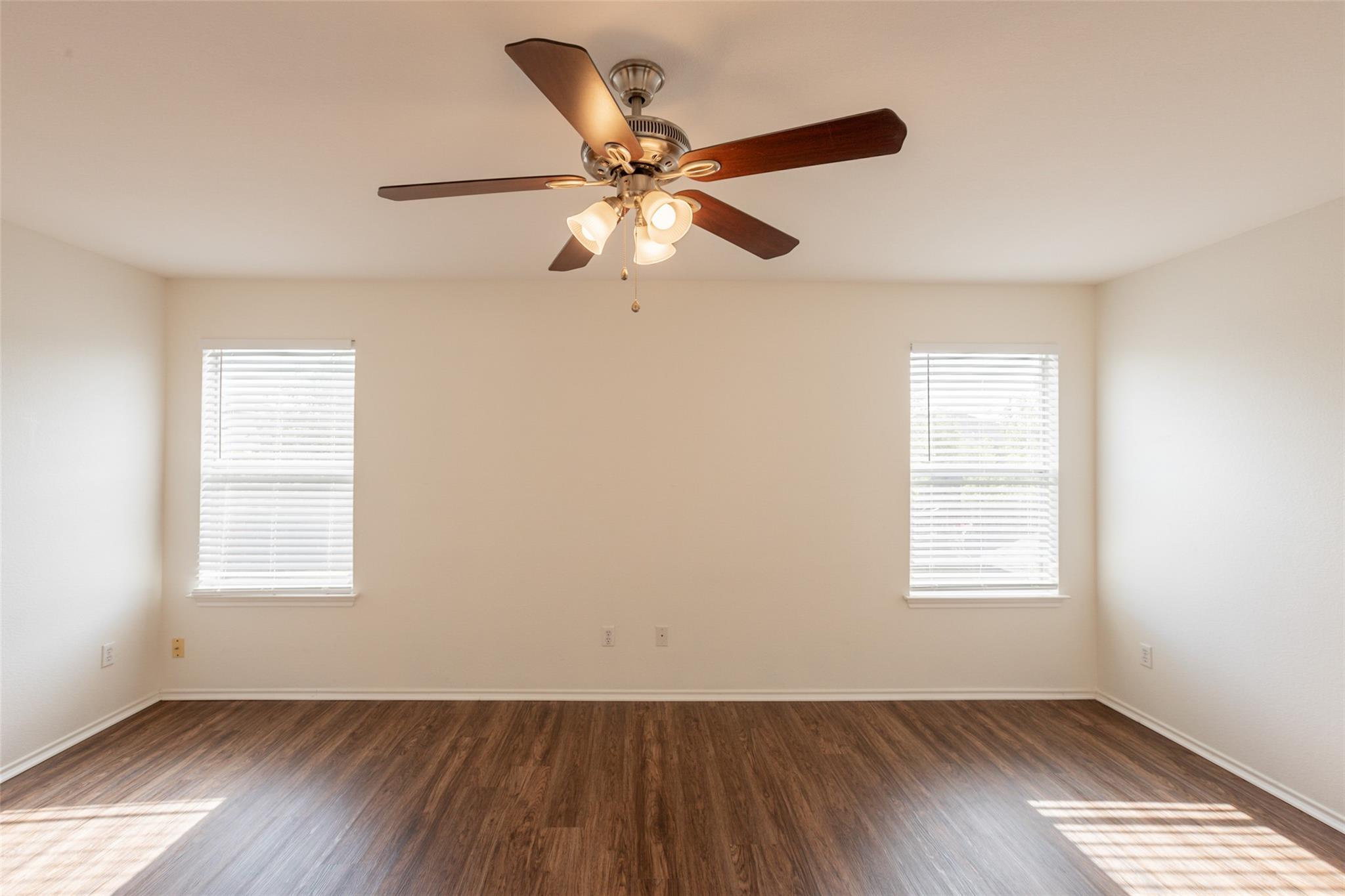 287 Quarter Ave, Buda, TX 78610