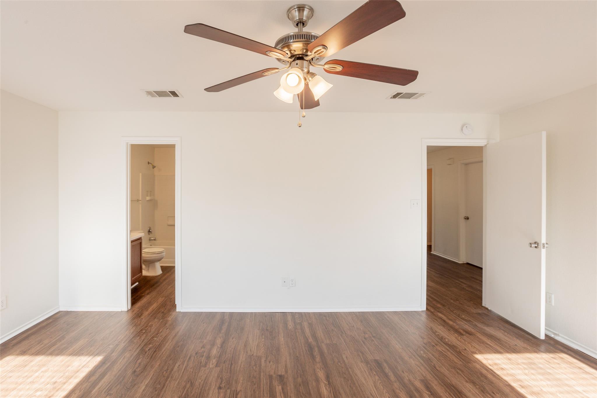 287 Quarter Ave, Buda, TX 78610