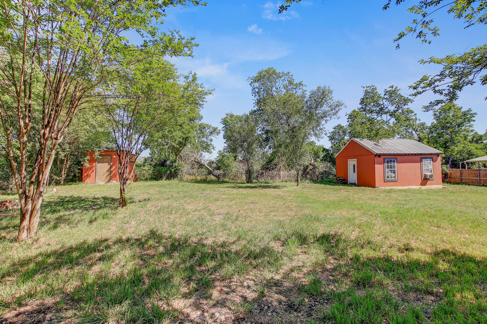 279 Shelley Ln, San Marcos, TX 78666