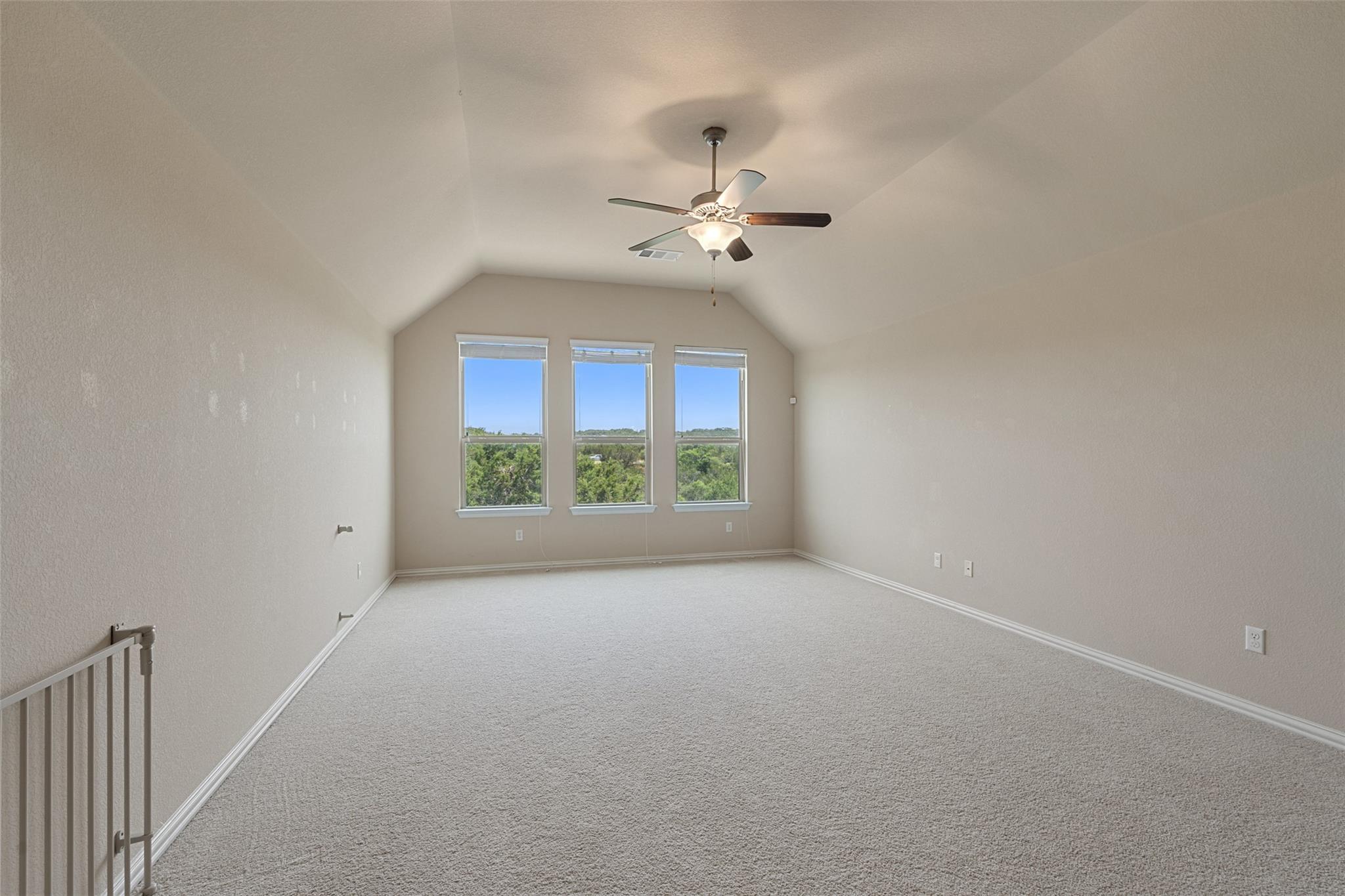 21909 Esmeralda Dr, Spicewood, TX 78669