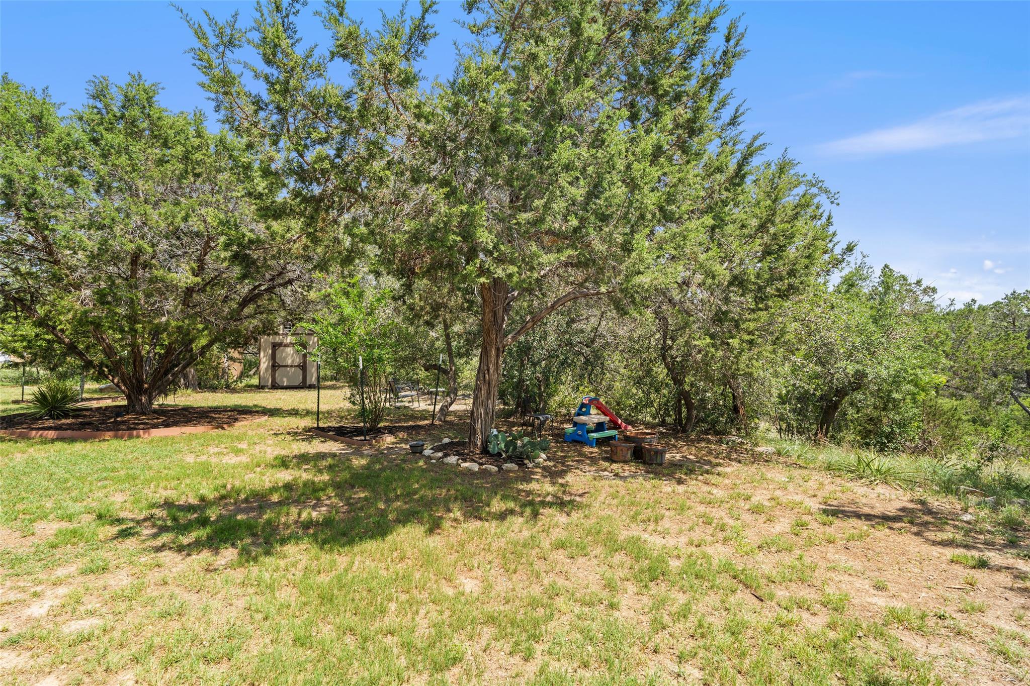 21909 Esmeralda Dr, Spicewood, TX 78669