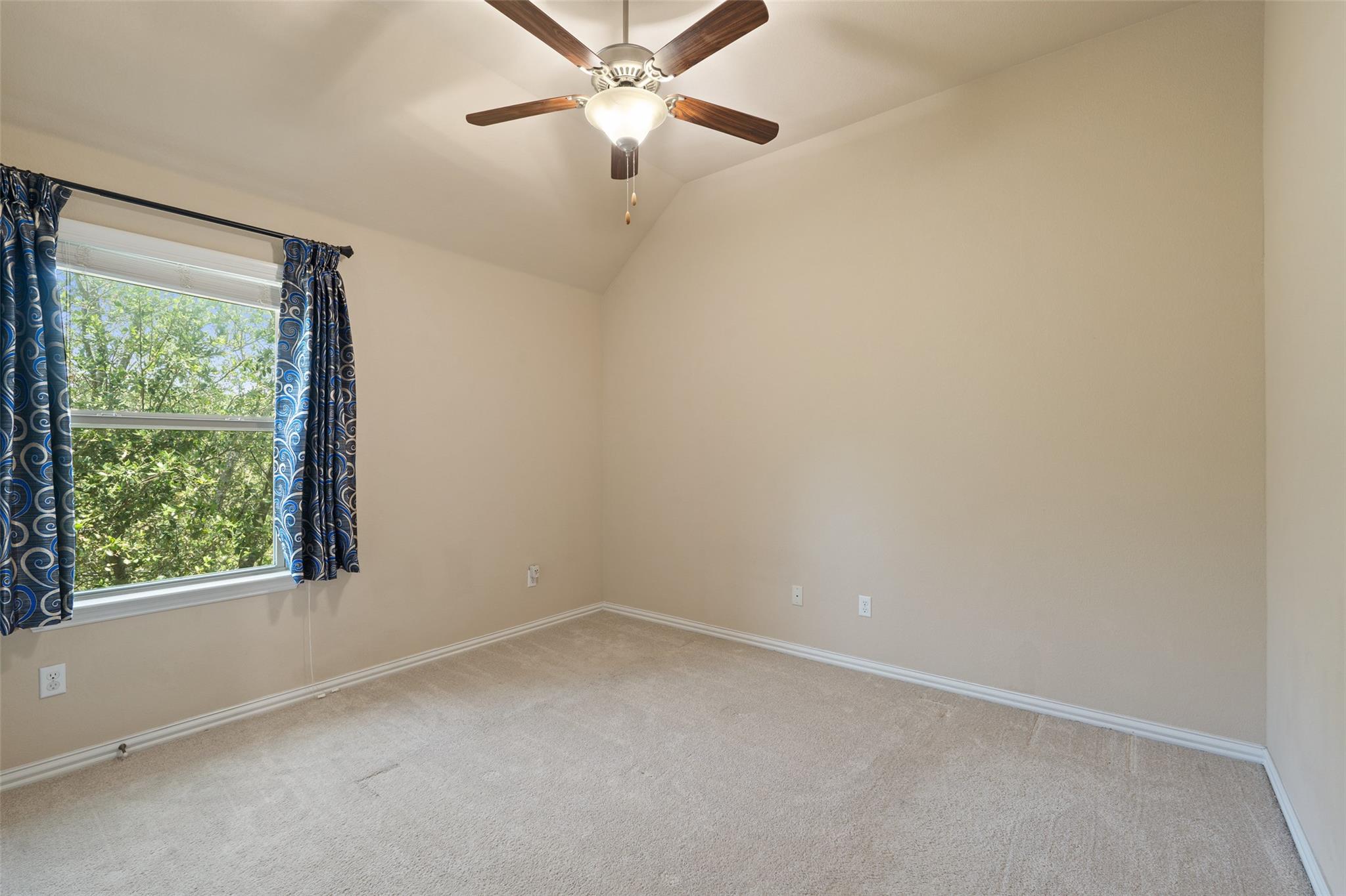 21909 Esmeralda Dr, Spicewood, TX 78669