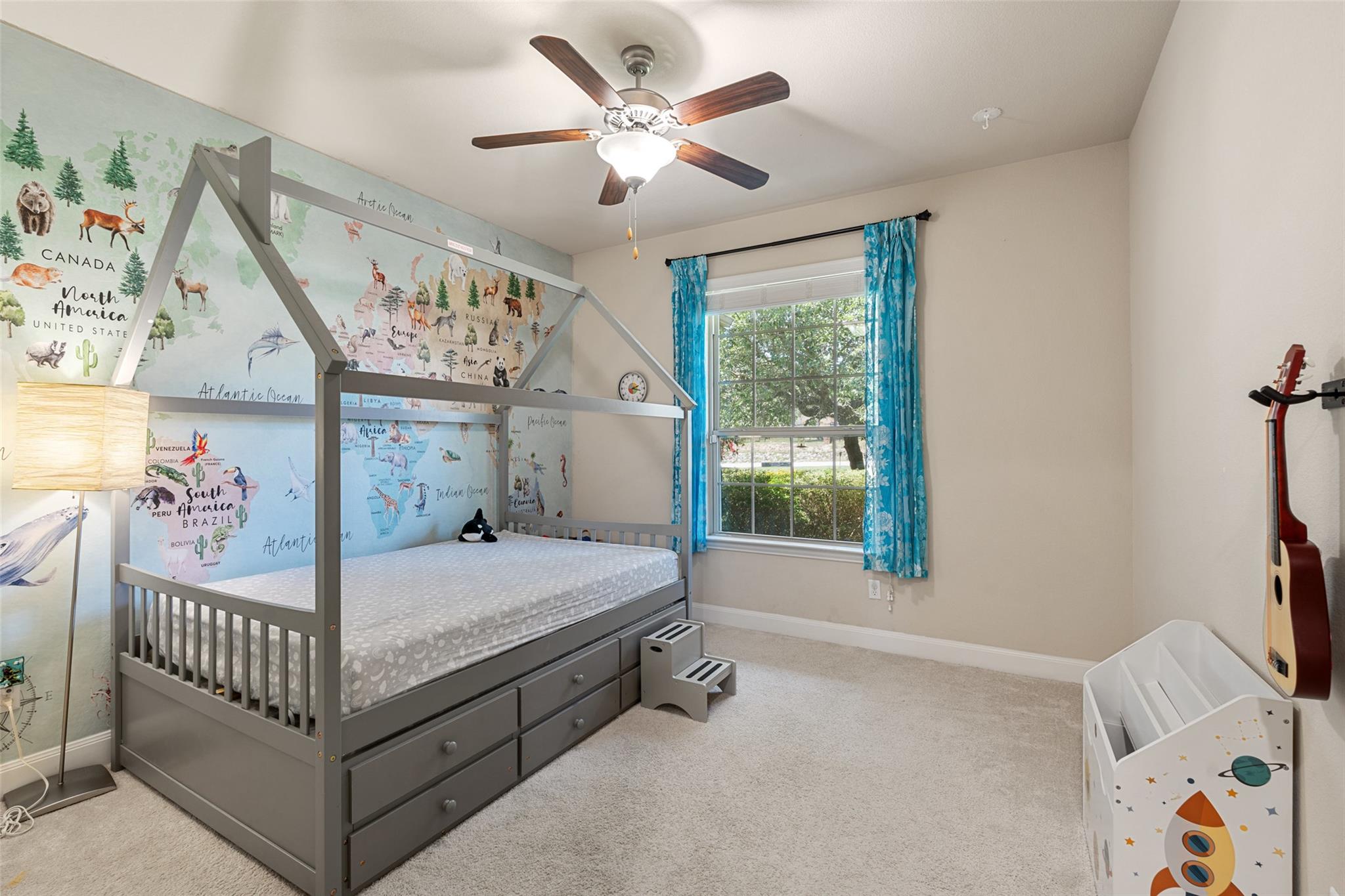 21909 Esmeralda Dr, Spicewood, TX 78669
