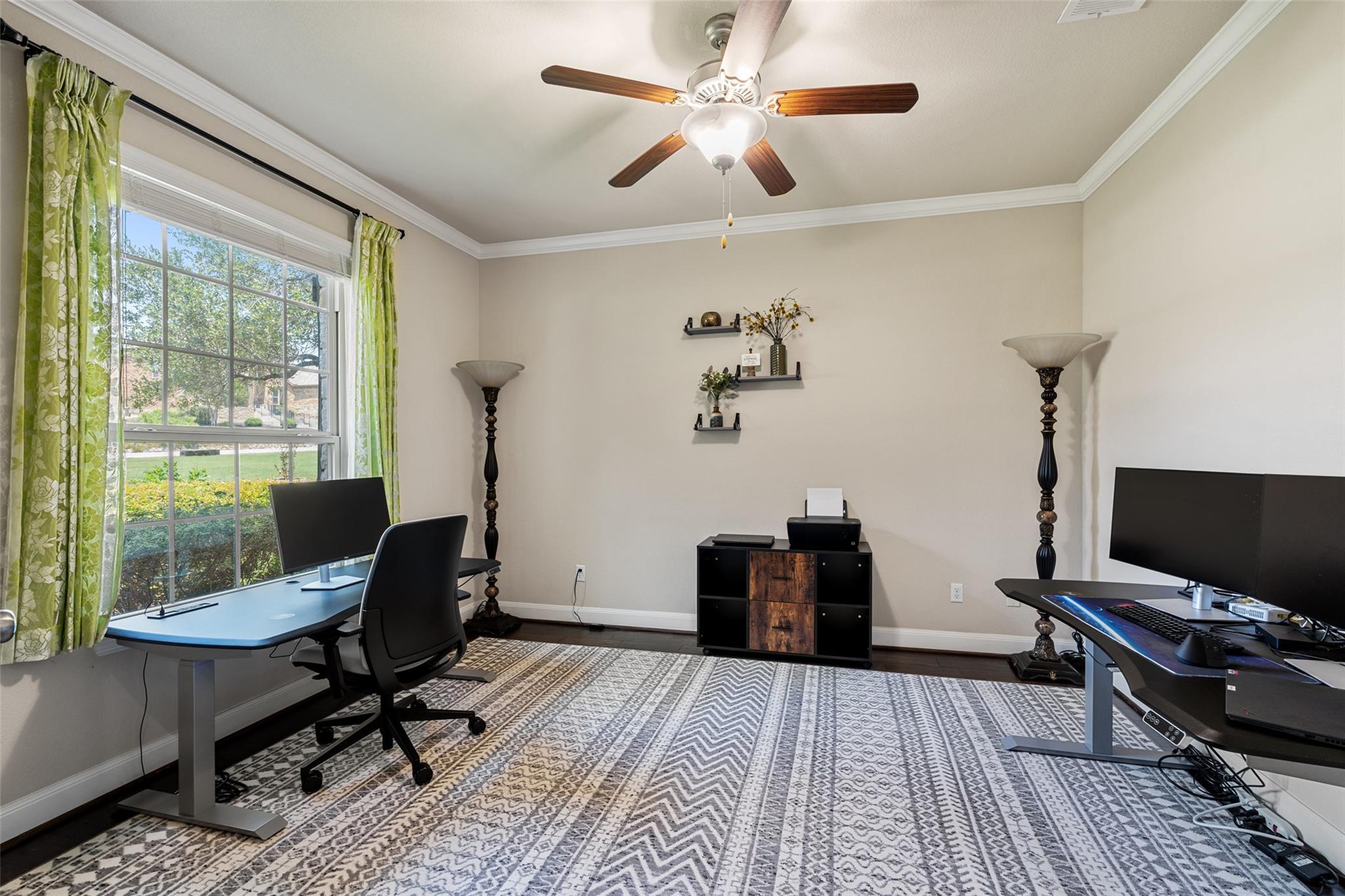 21909 Esmeralda Dr, Spicewood, TX 78669