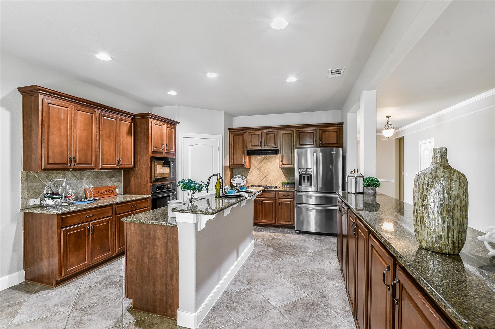 710 Breezeway Ln, Georgetown, TX 78633