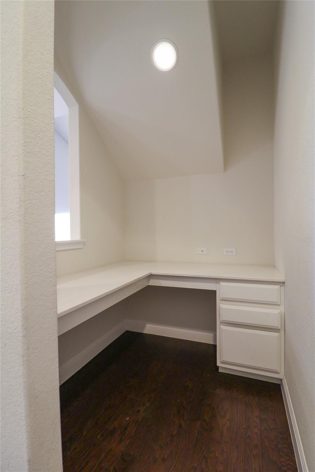 160 Andele Way, Liberty Hill, TX 78642