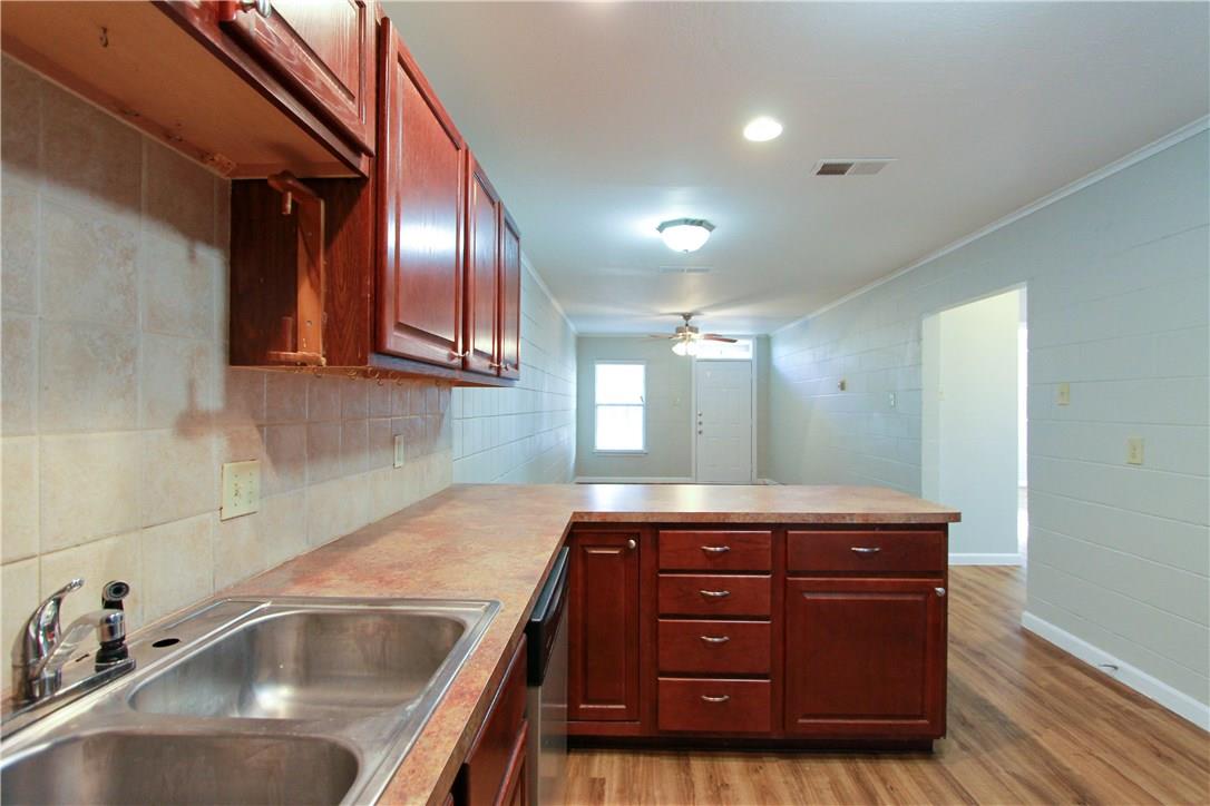 1308 E MAIN St # A, Round Rock, TX 78664
