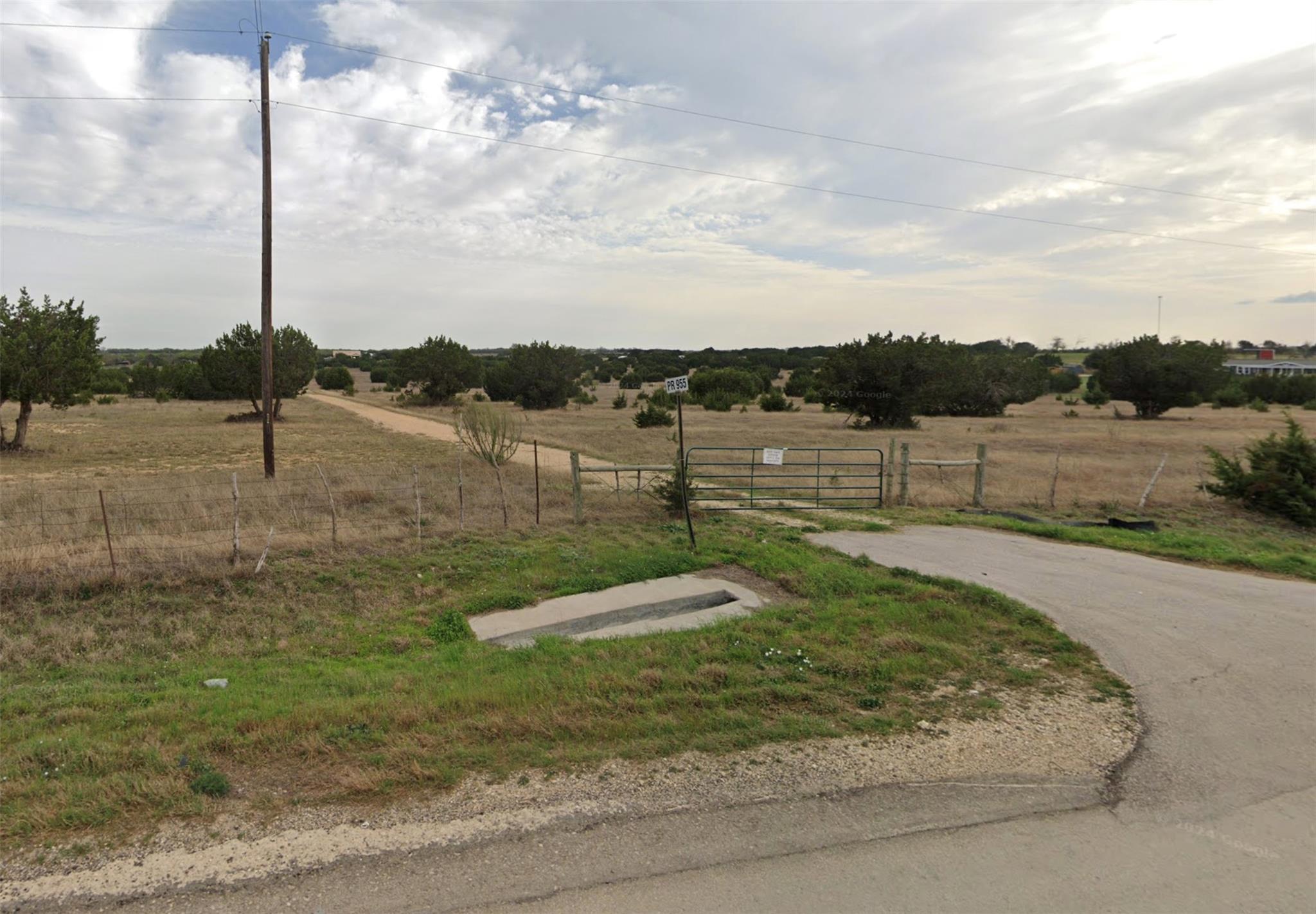121 Private Rd # 955, Florence, TX 76527