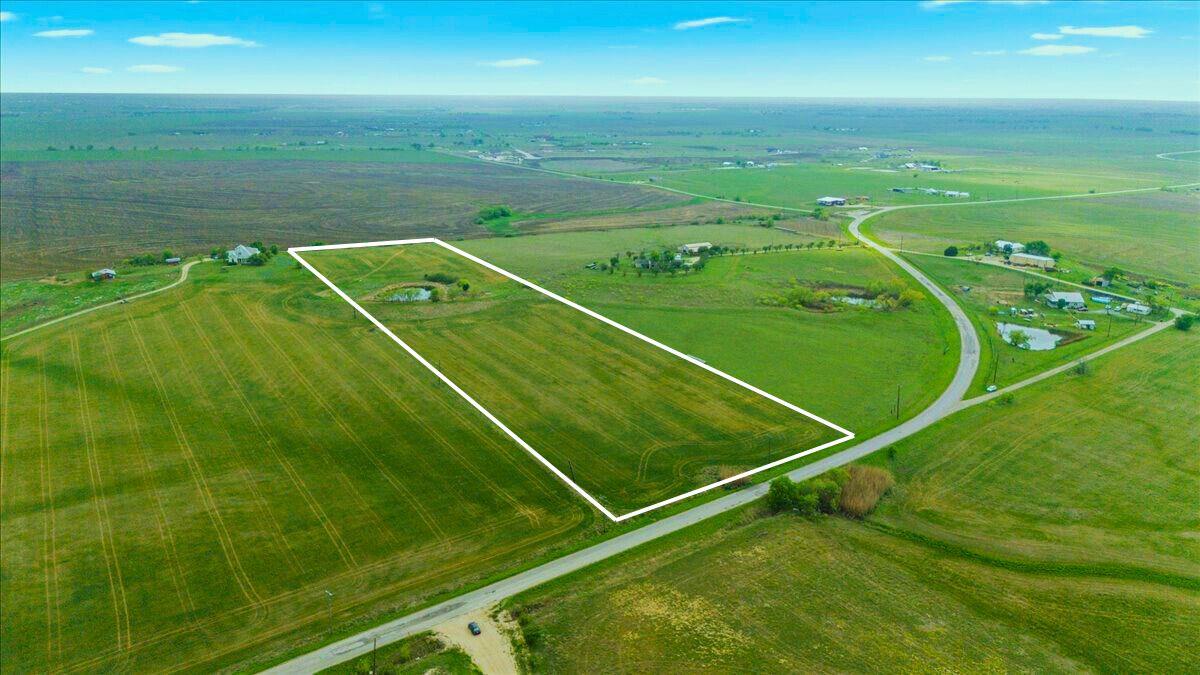 975 County Rd 458 (10 Acres), Coupland, TX 78615