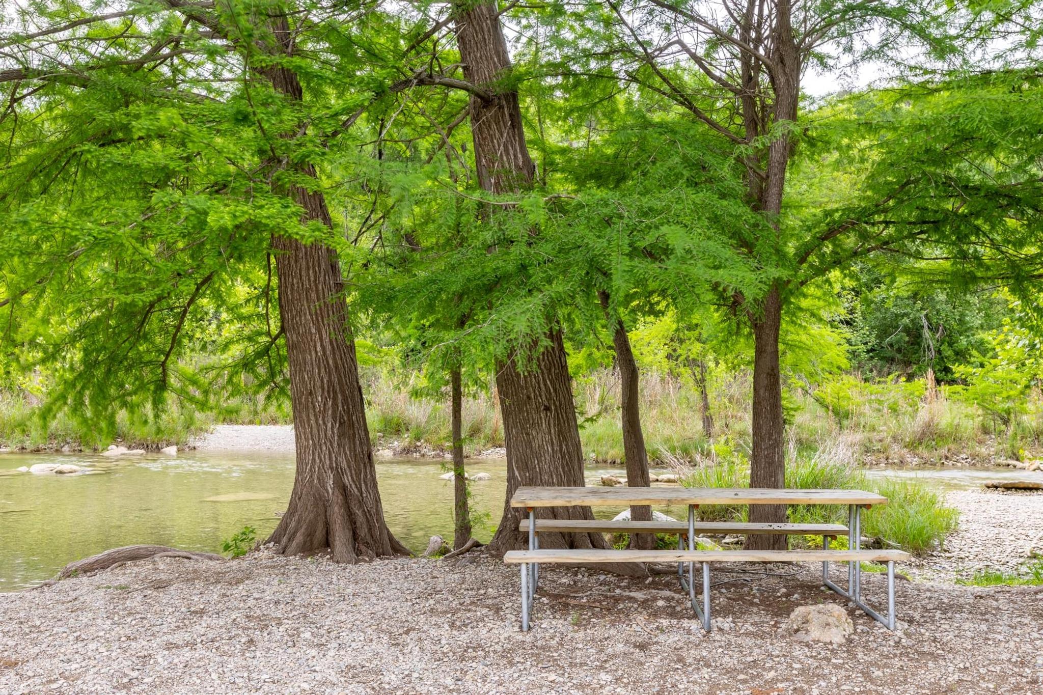 107 Edgewater Dr, Wimberley, TX 78676