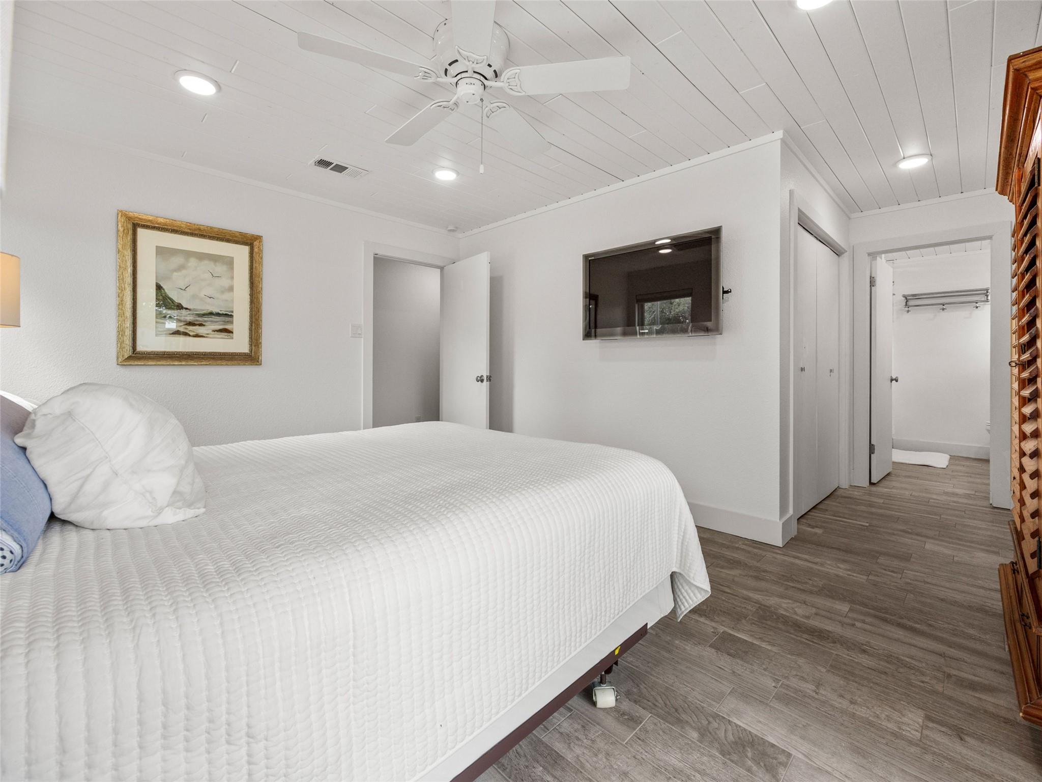 201 Gold Nugget Rd, Wimberley, TX 78676