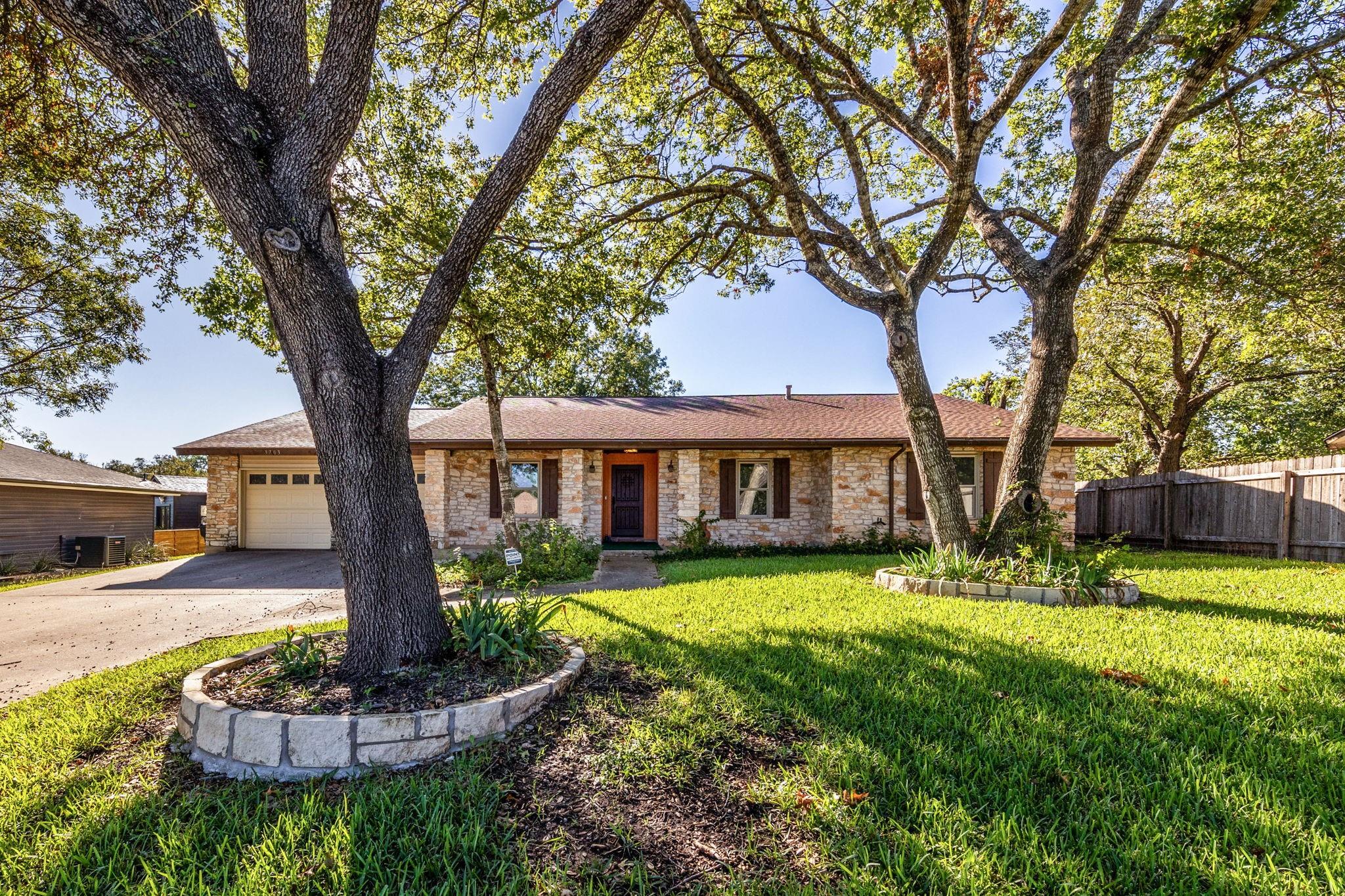 3703 Powderhorn Dr, Round Rock, TX 78681