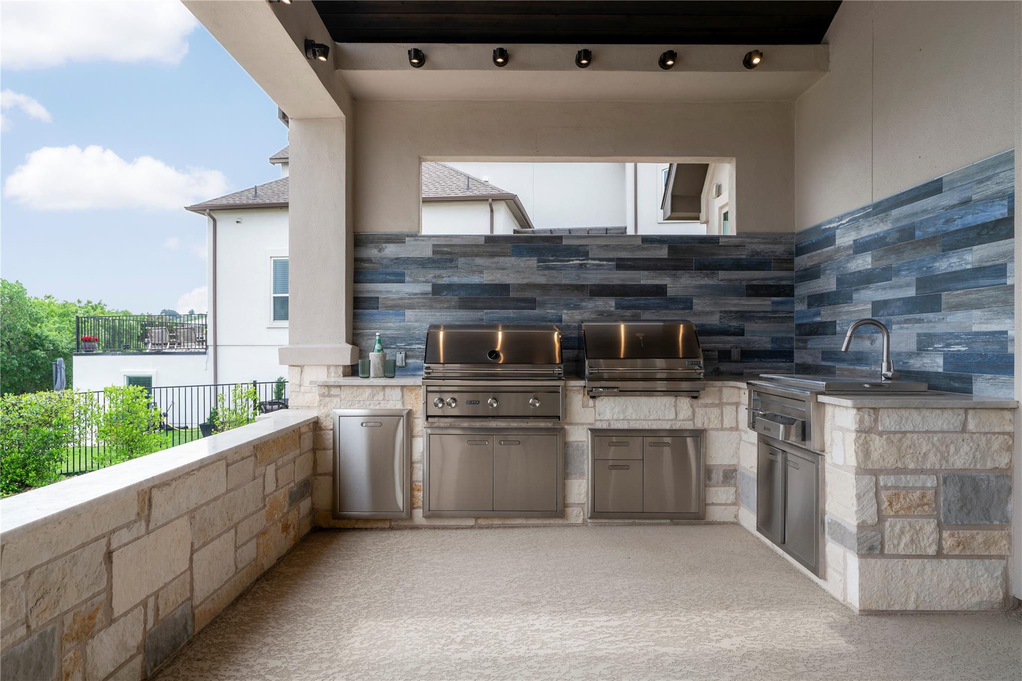 2033 Portobello Rd, Leander, TX 78641