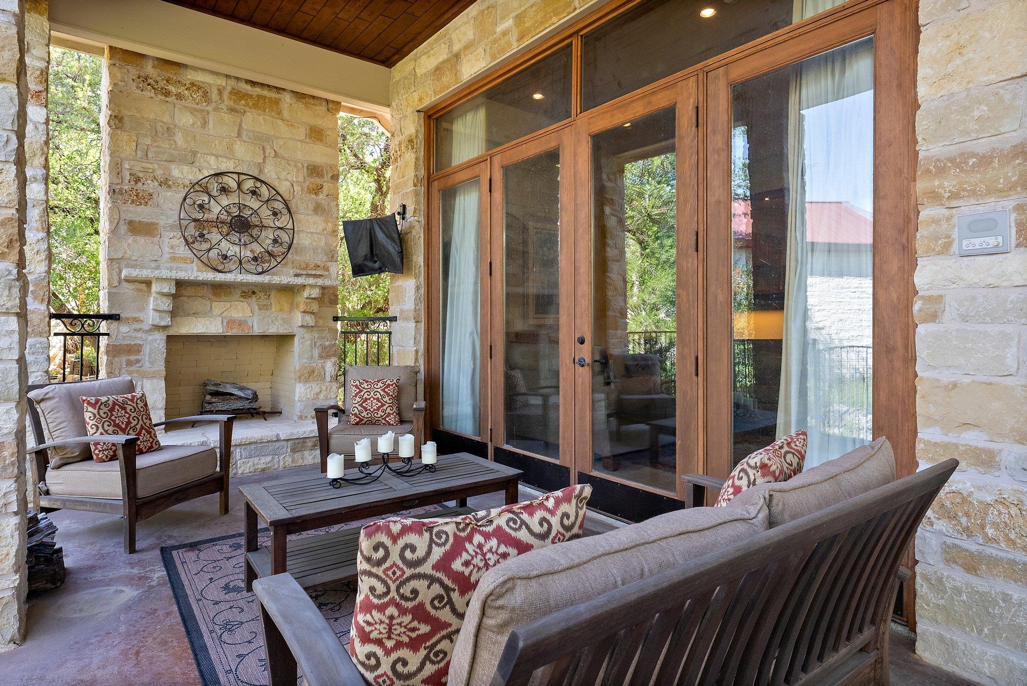 304 Hi Ridge, Horseshoe Bay, TX 78657