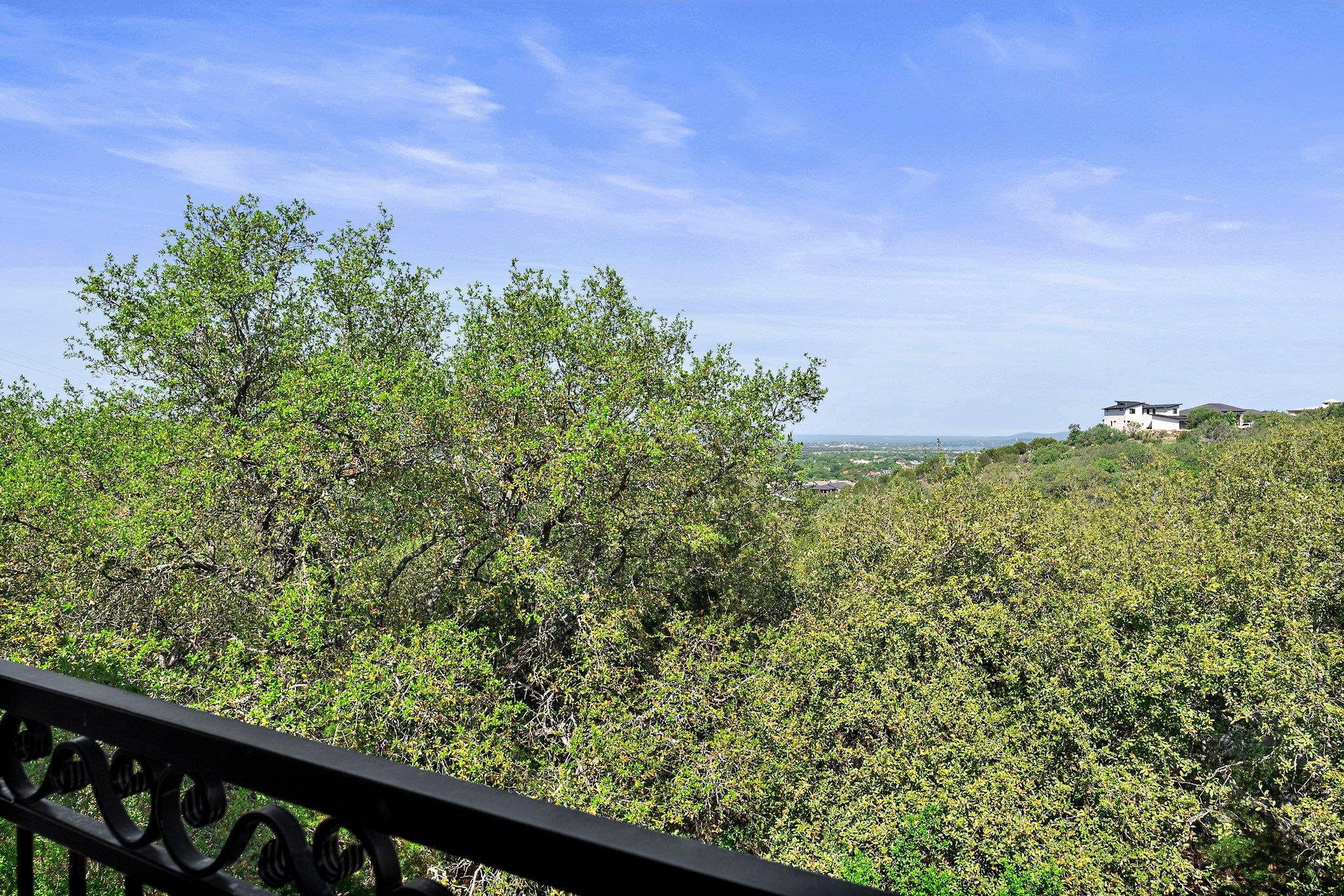 304 Hi Ridge, Horseshoe Bay, TX 78657