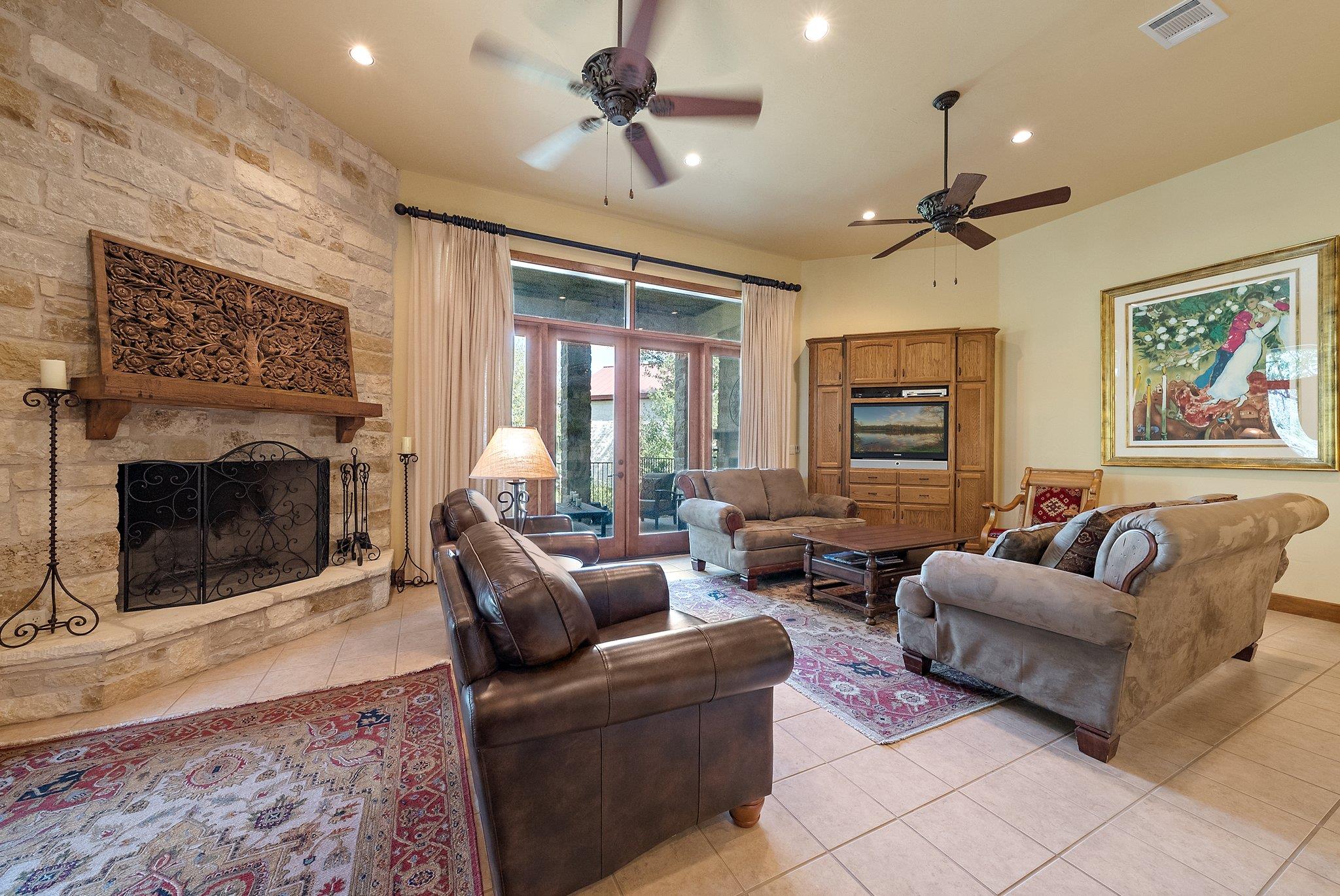 304 Hi Ridge, Horseshoe Bay, TX 78657