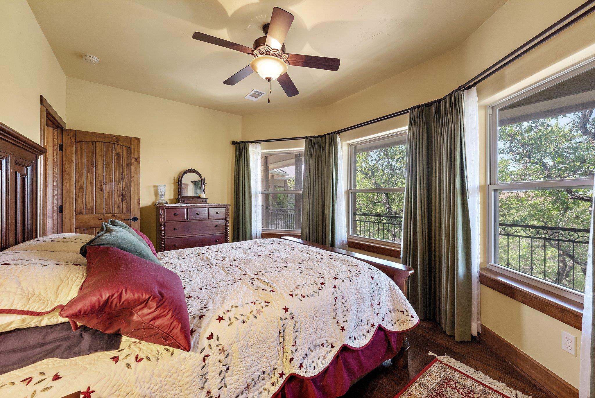 304 Hi Ridge, Horseshoe Bay, TX 78657