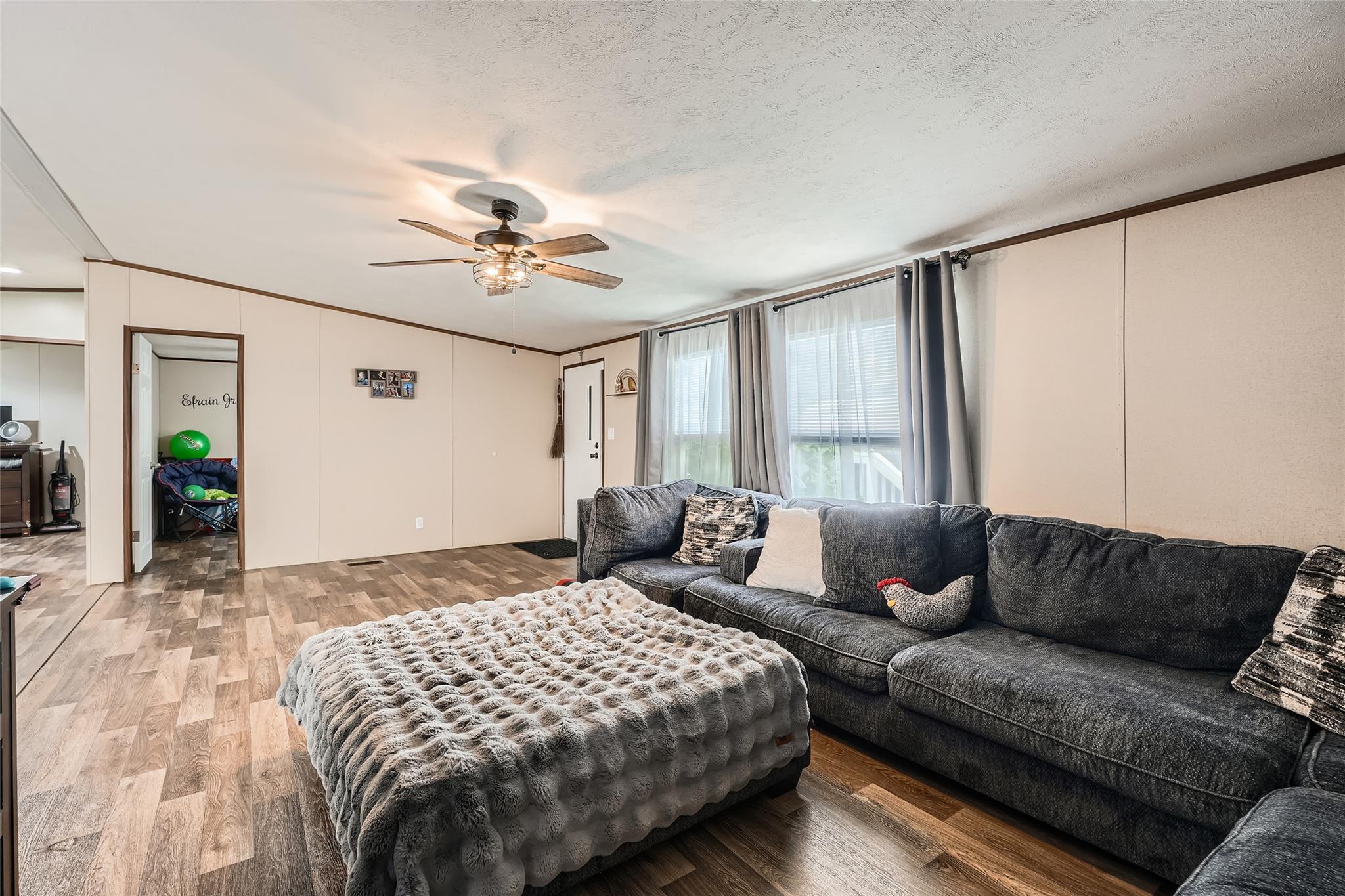 367 Margarita Dr, Dale, TX 78616